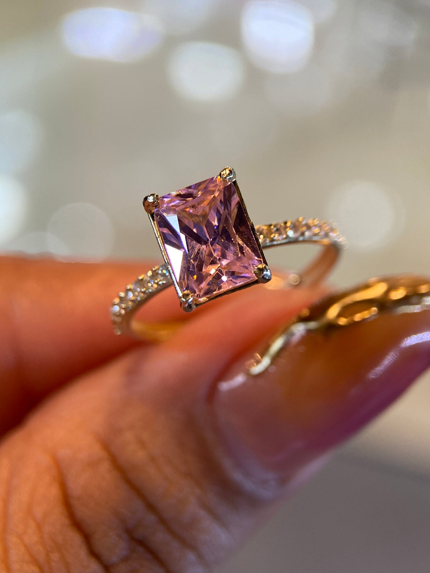 Anillo de compromiso en oro