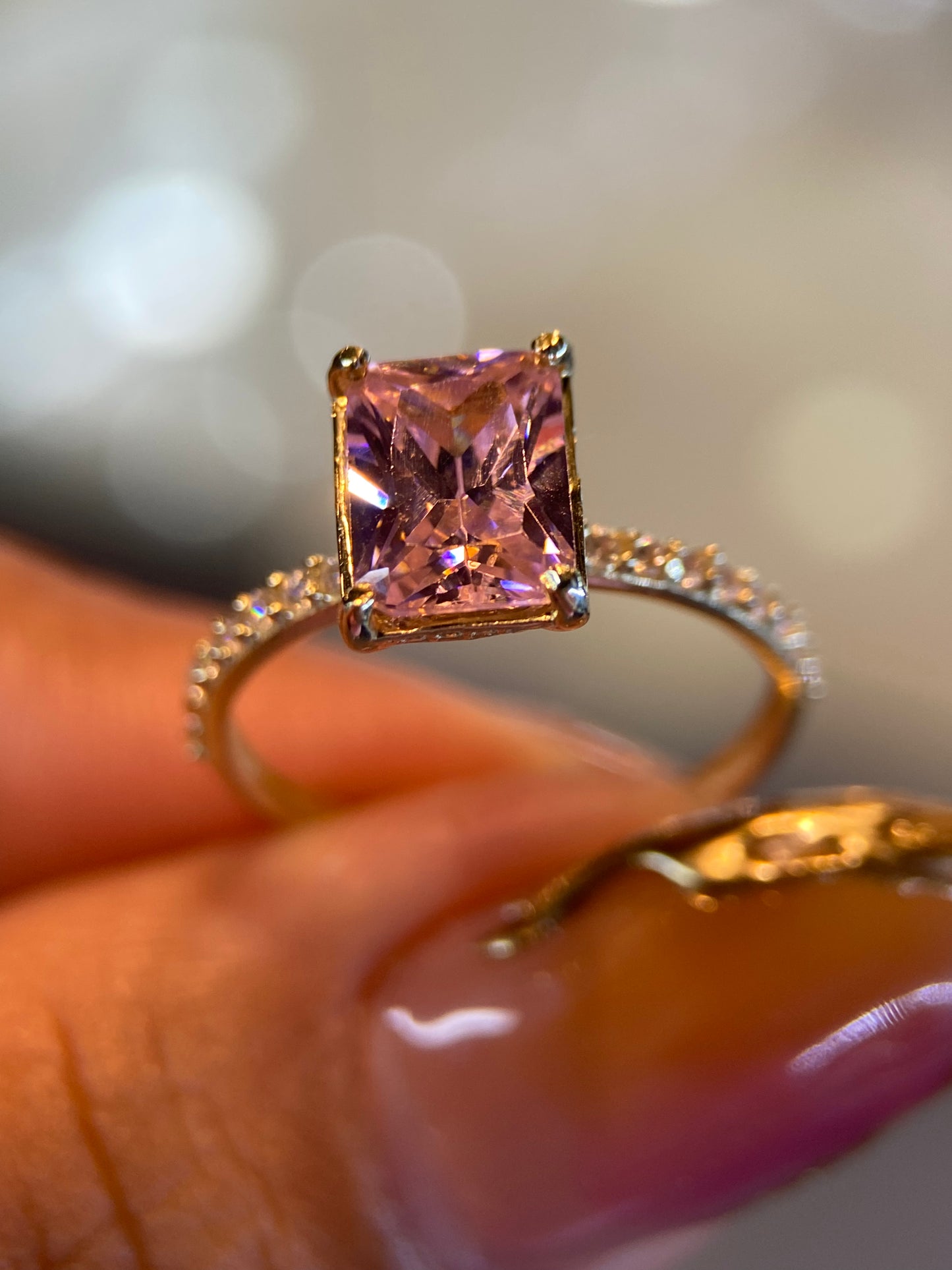 Anillo de compromiso en oro