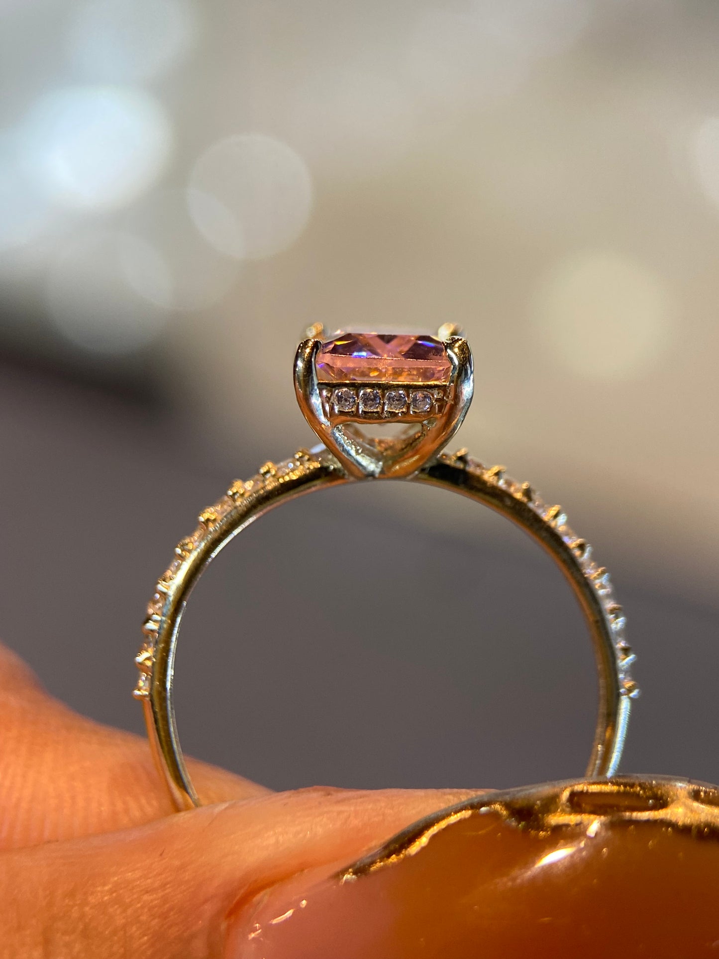 Anillo de compromiso en oro
