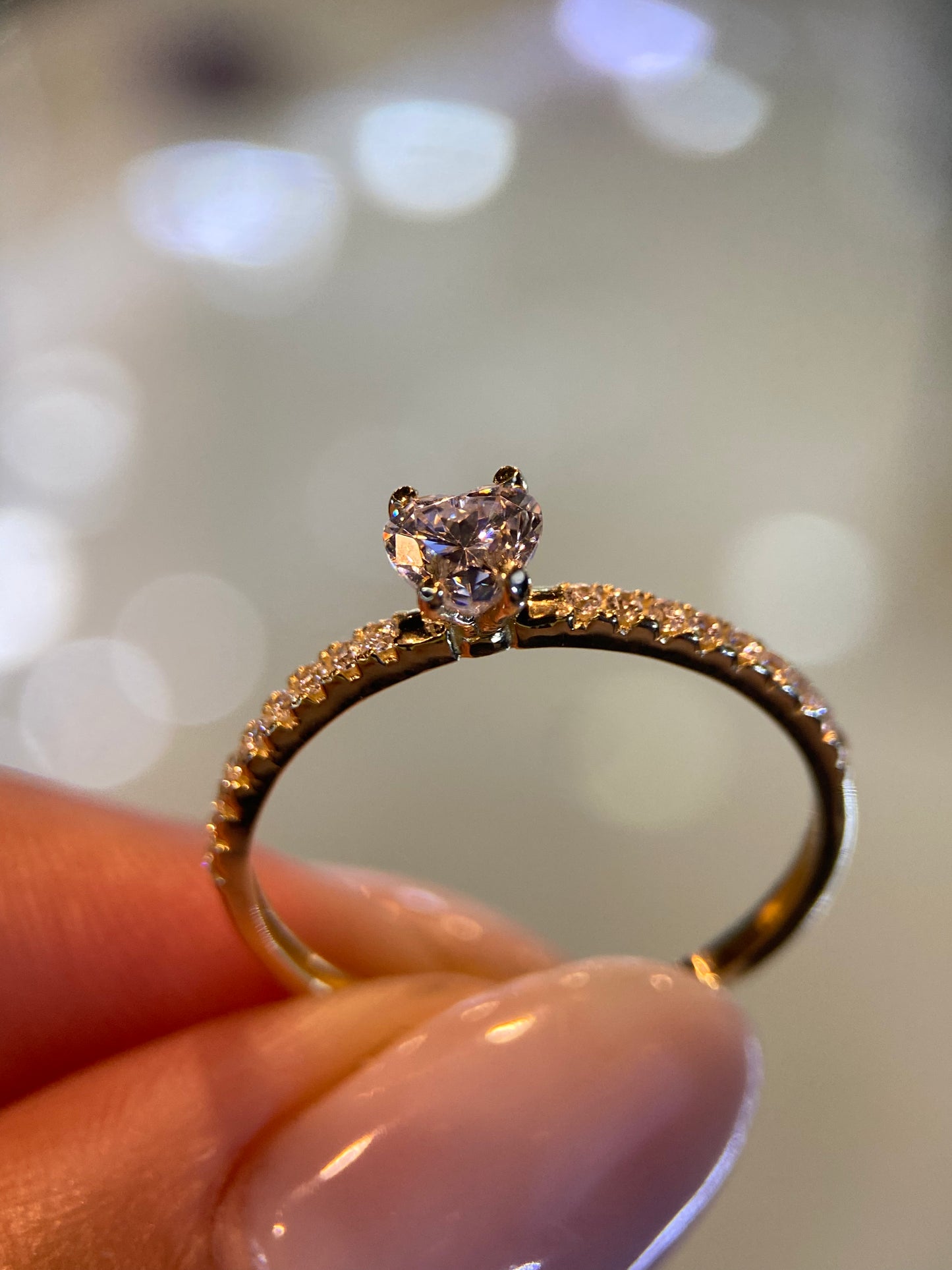 Anillo de compromiso en oro