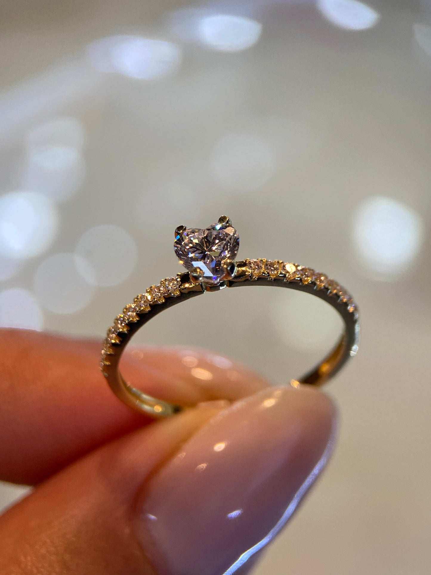Anillo de compromiso en oro