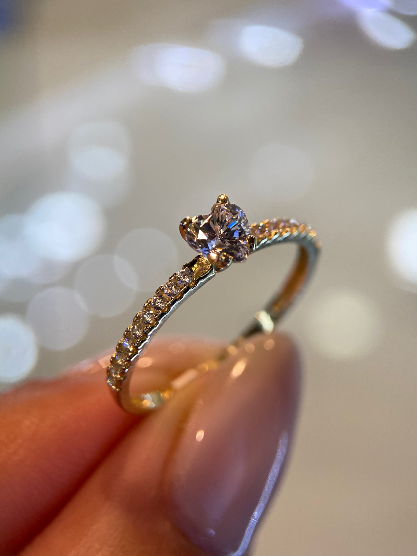 Anillo de compromiso en oro
