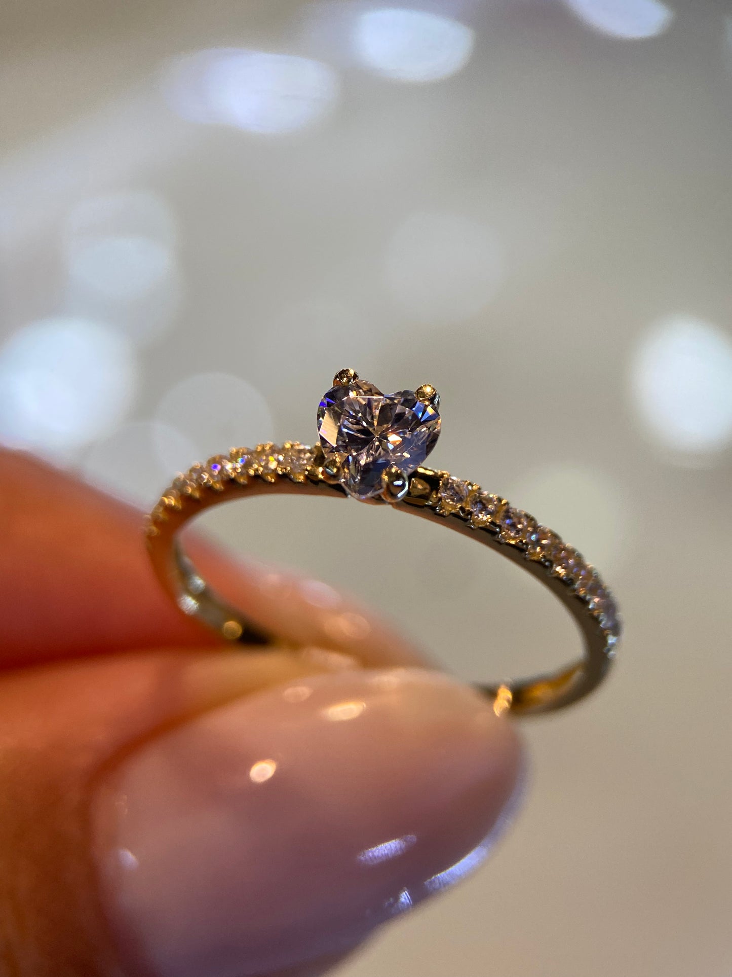 Anillo de compromiso en oro