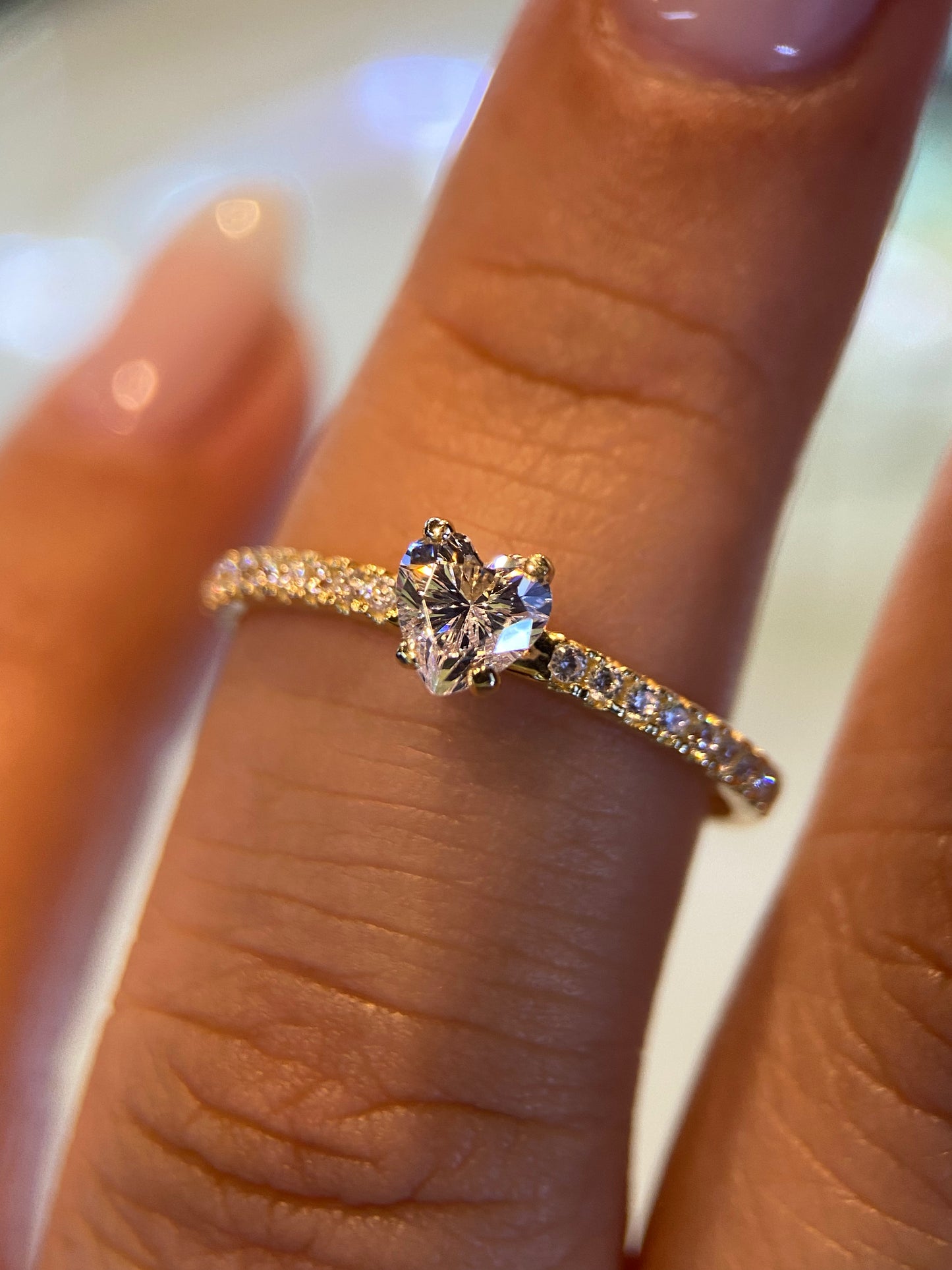 Anillo de compromiso en oro