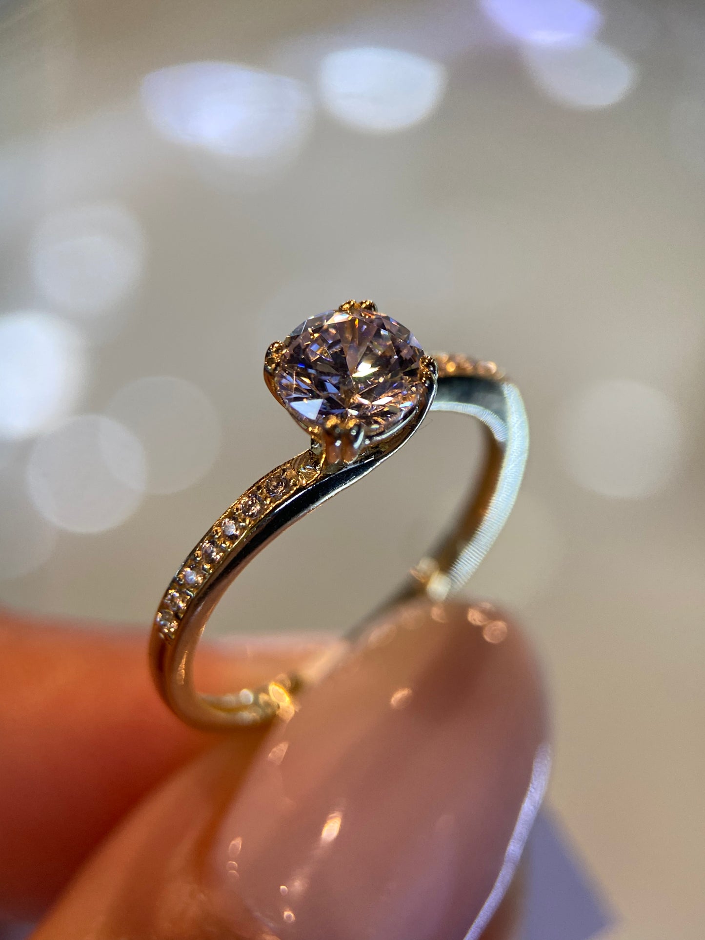 Anillo de compromiso en oro