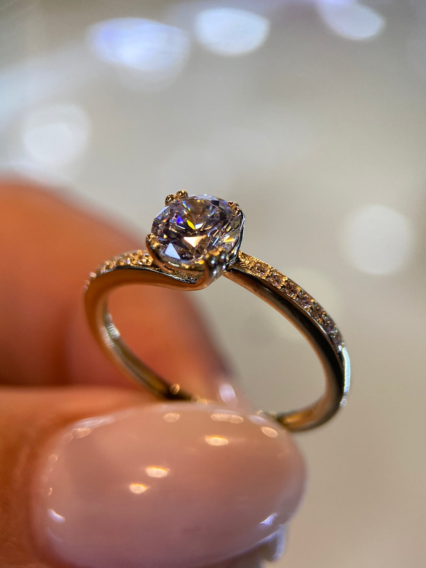 Anillo de compromiso en oro