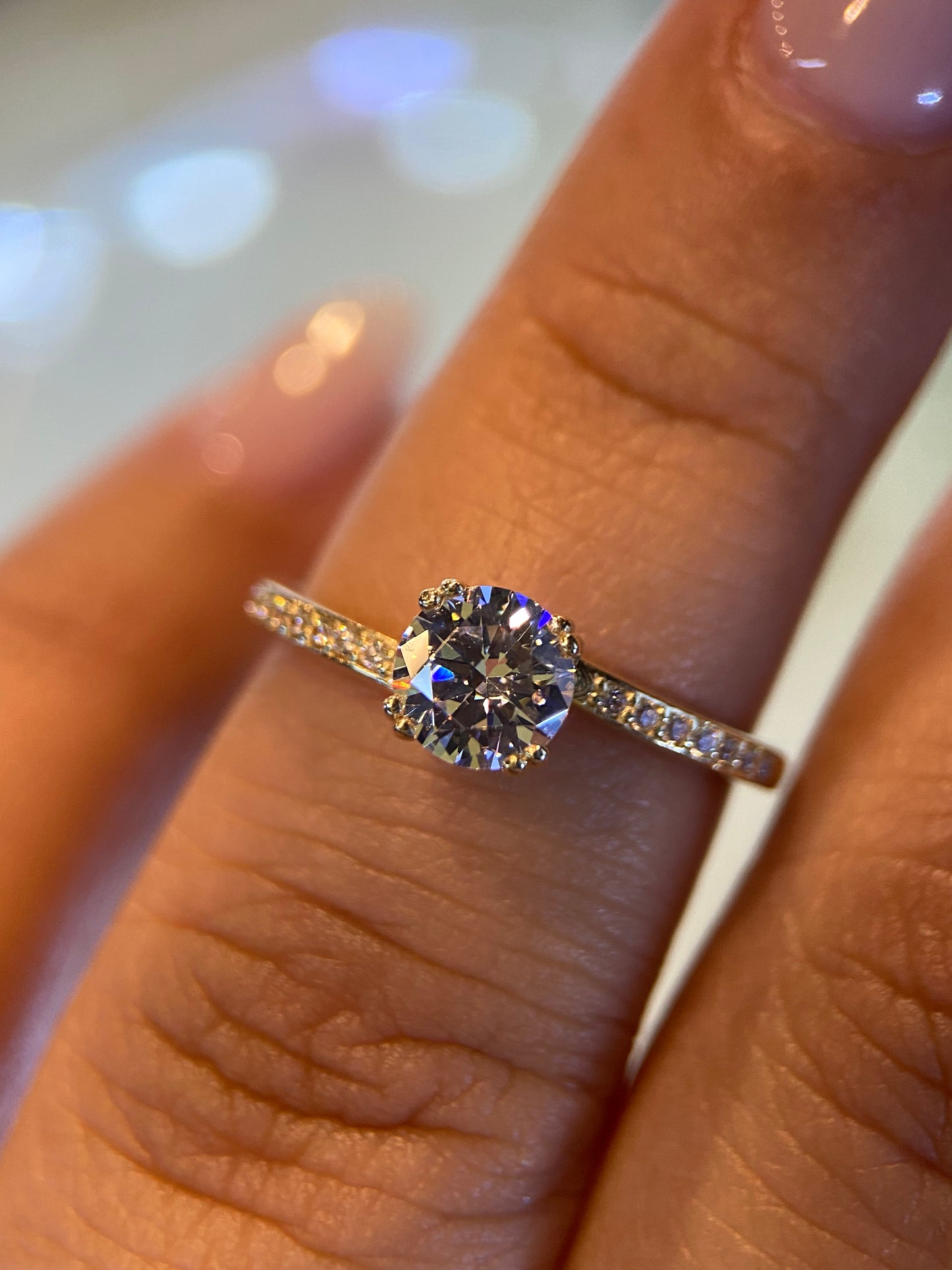 Anillo de compromiso en oro
