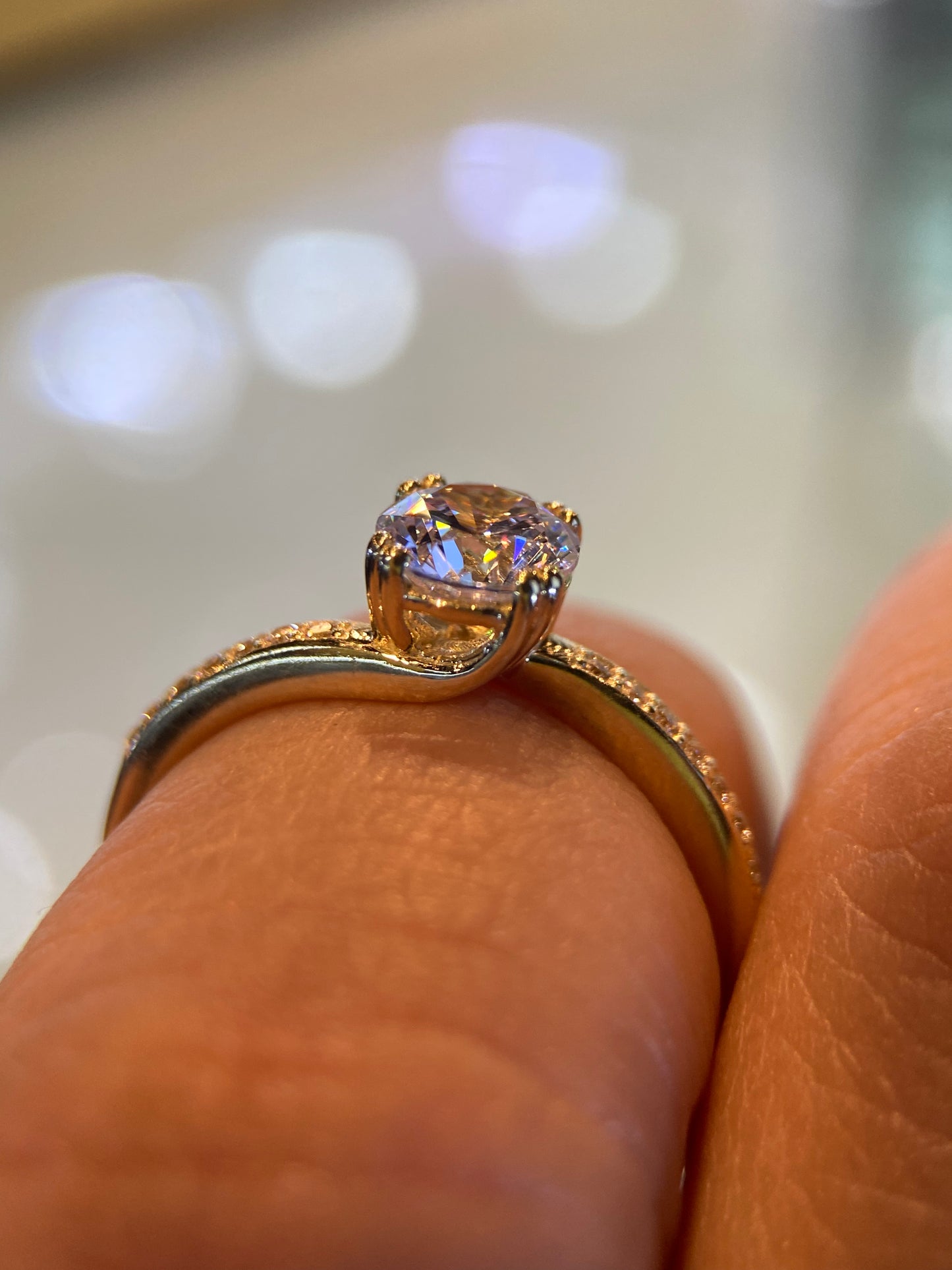 Anillo de compromiso en oro