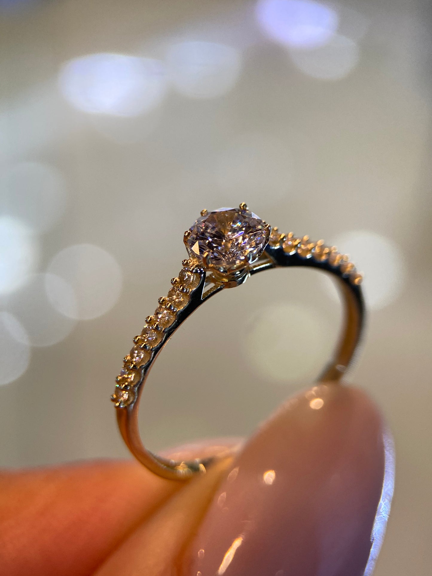 Anillo de compromiso en oro
