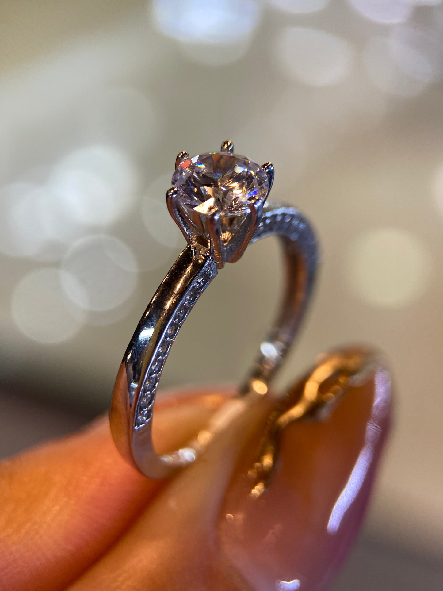 Anillo de compromiso en oro
