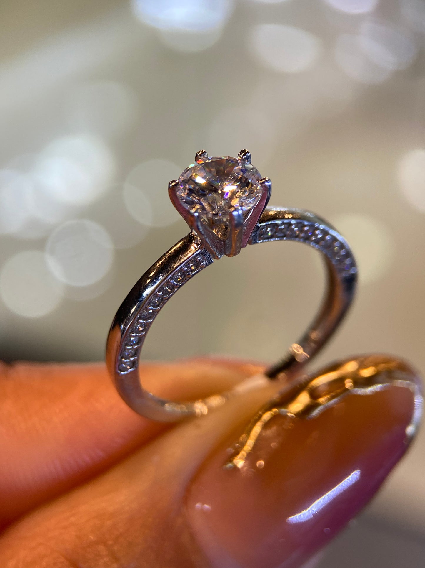 Anillo de compromiso en oro