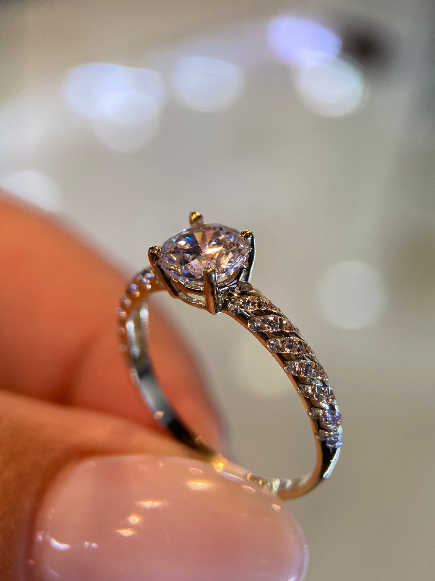 Anillo Lucrecia en oro