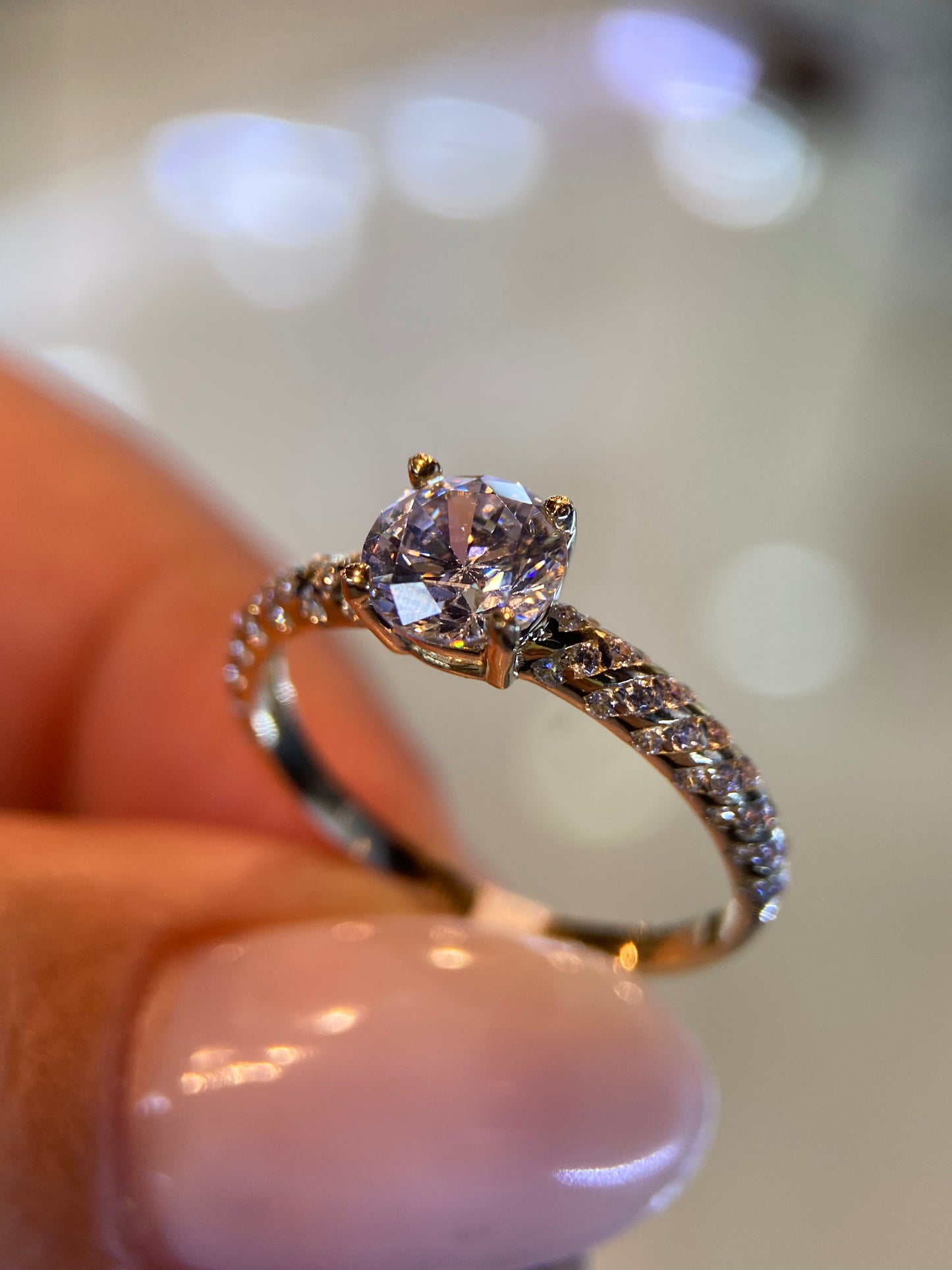 Anillo Lucrecia en oro