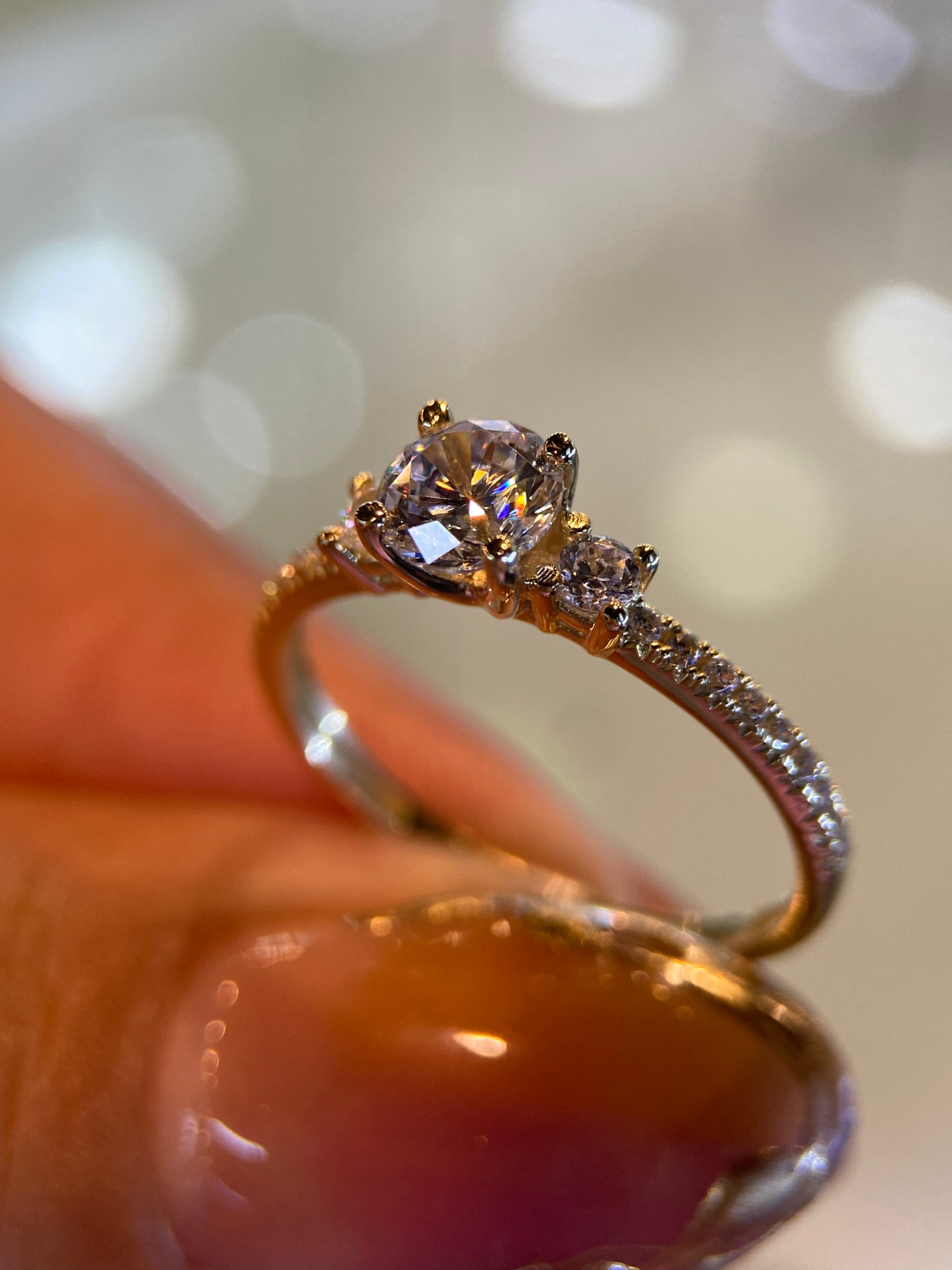 Anillo de compromiso en oro