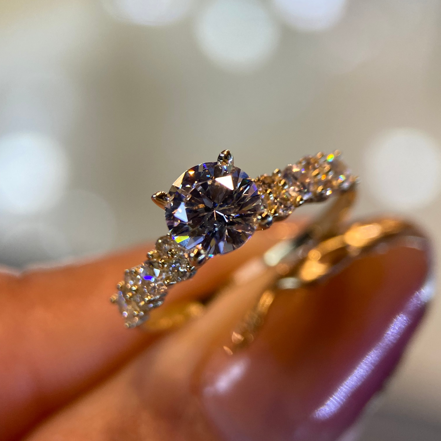 Anillo de compromiso en oro