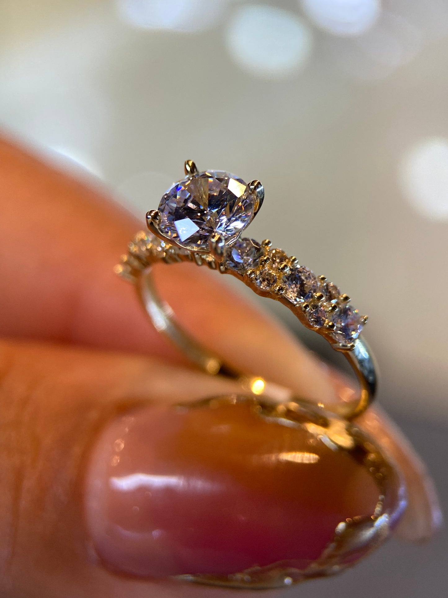 Anillo de compromiso en oro