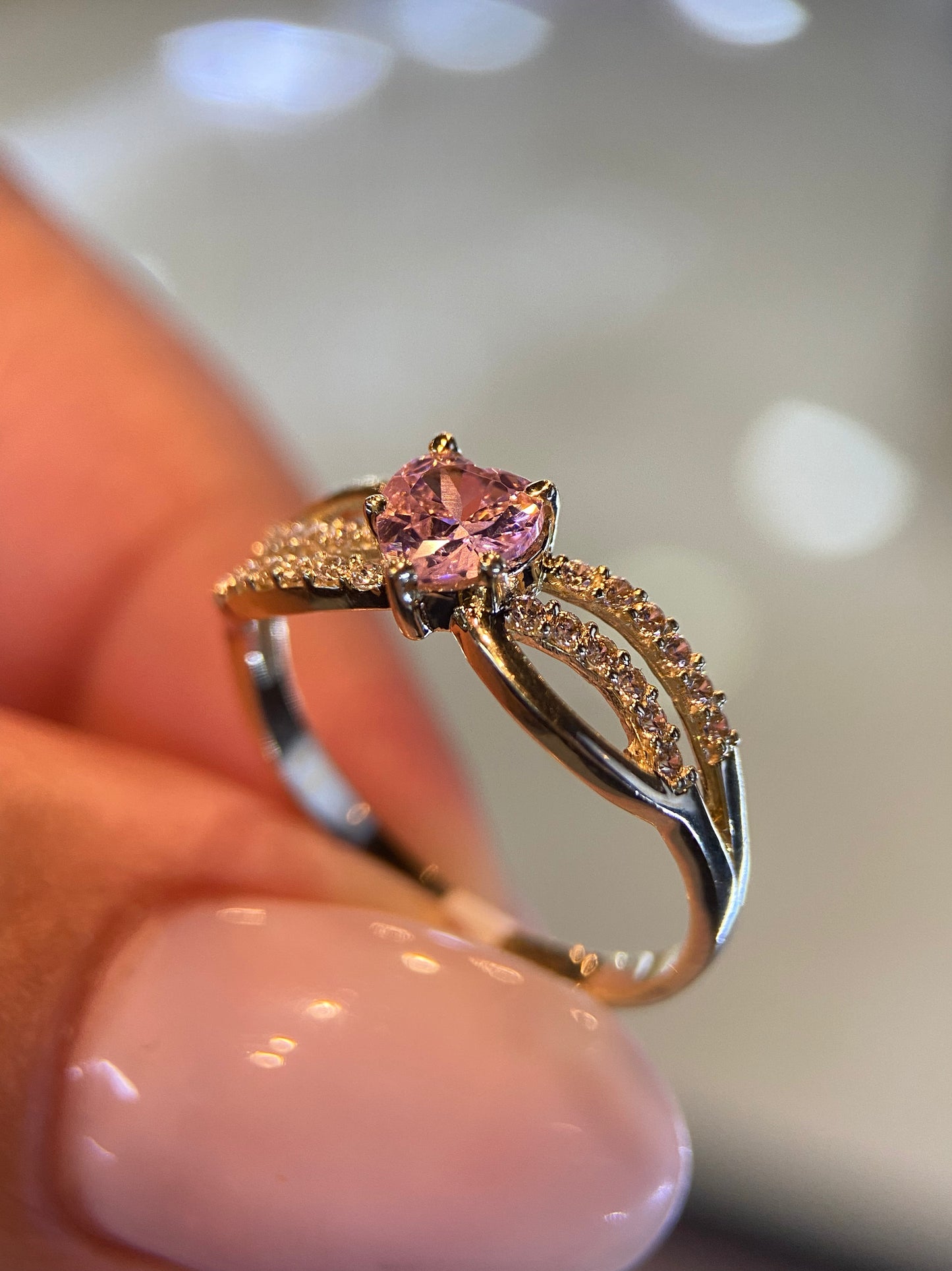 Anillo de compromiso en oro