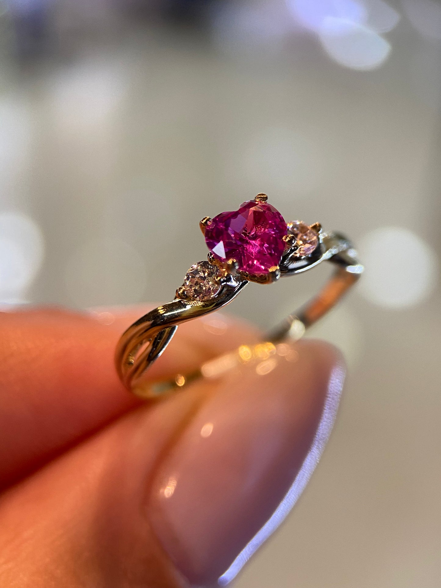 Anillo de compromiso en oro