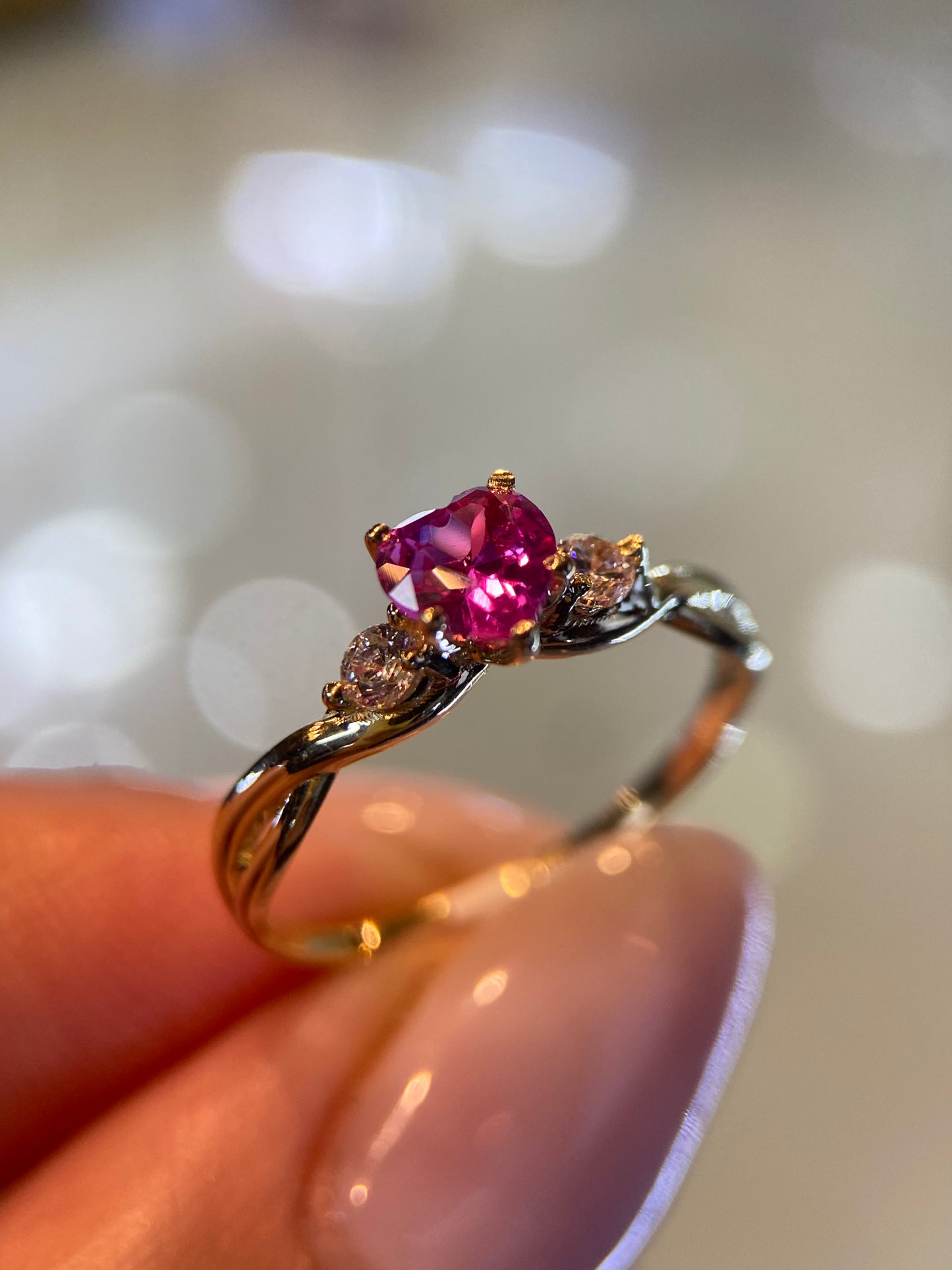 Anillo de compromiso en oro