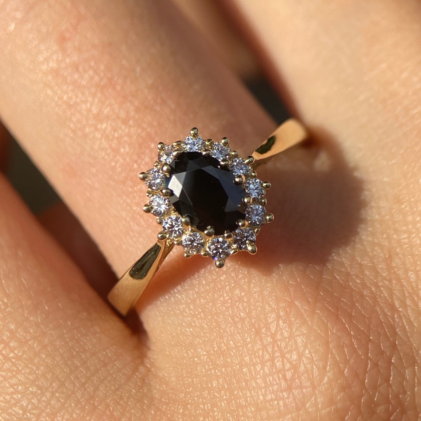 Anillo de compromiso en oro
