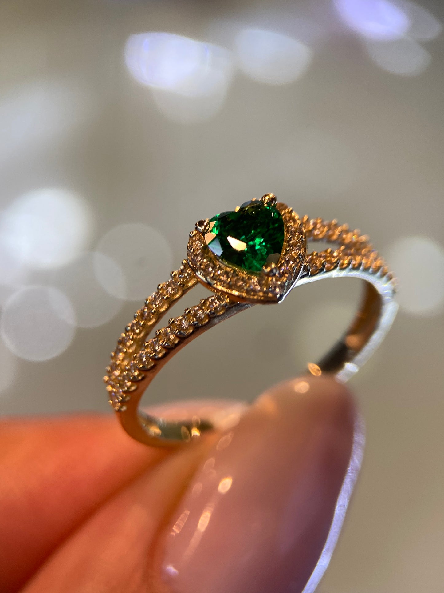 Anillo de compromiso en oro