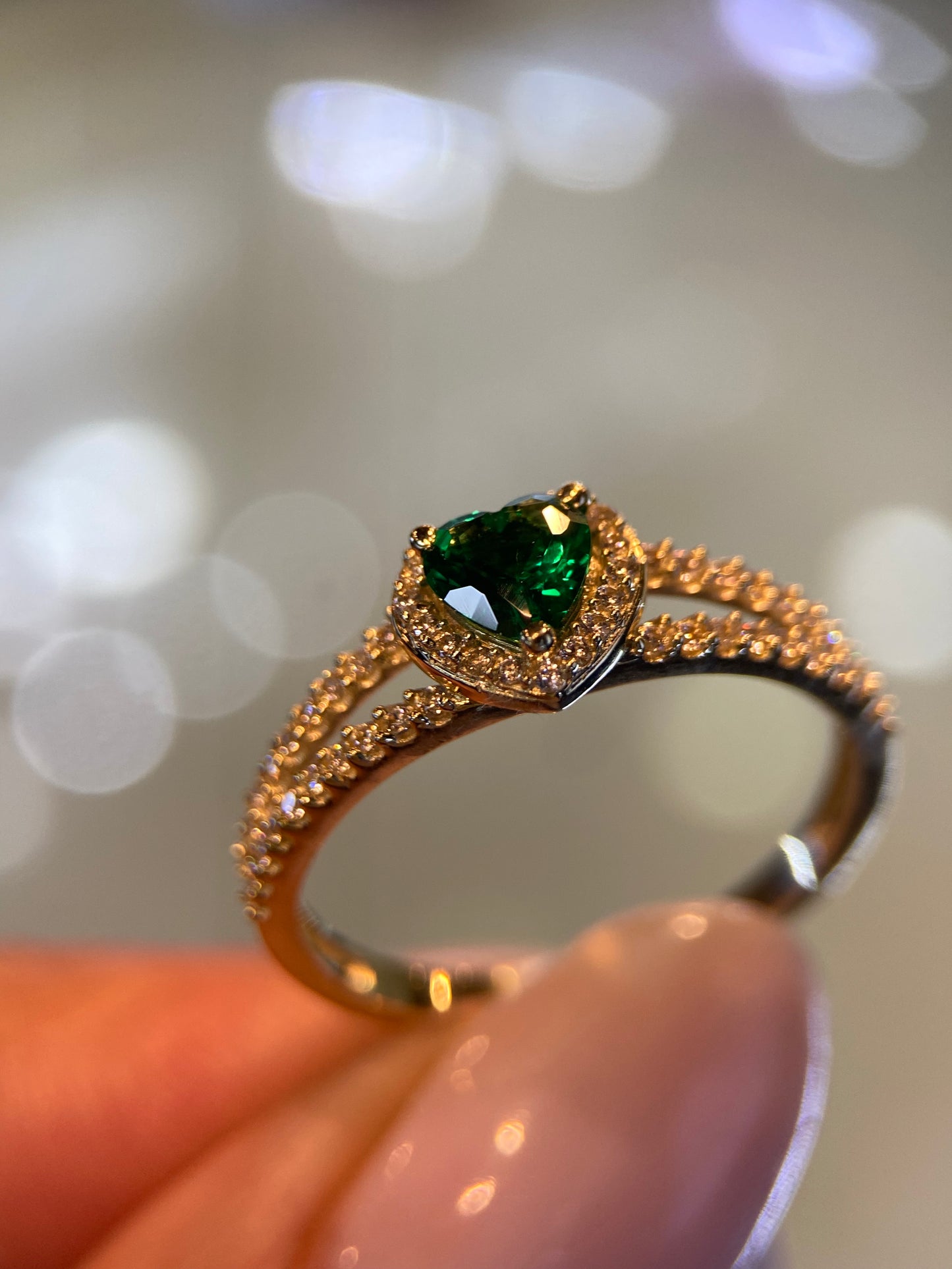 Anillo de compromiso en oro
