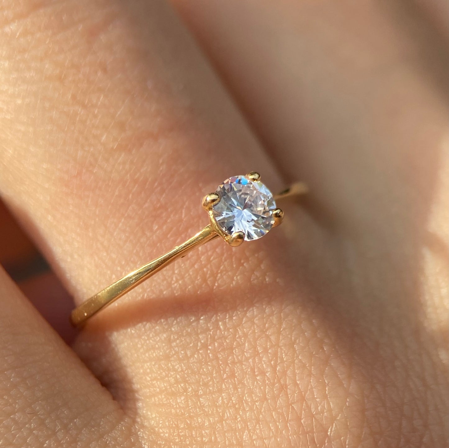 Anillo de compromiso en oro
