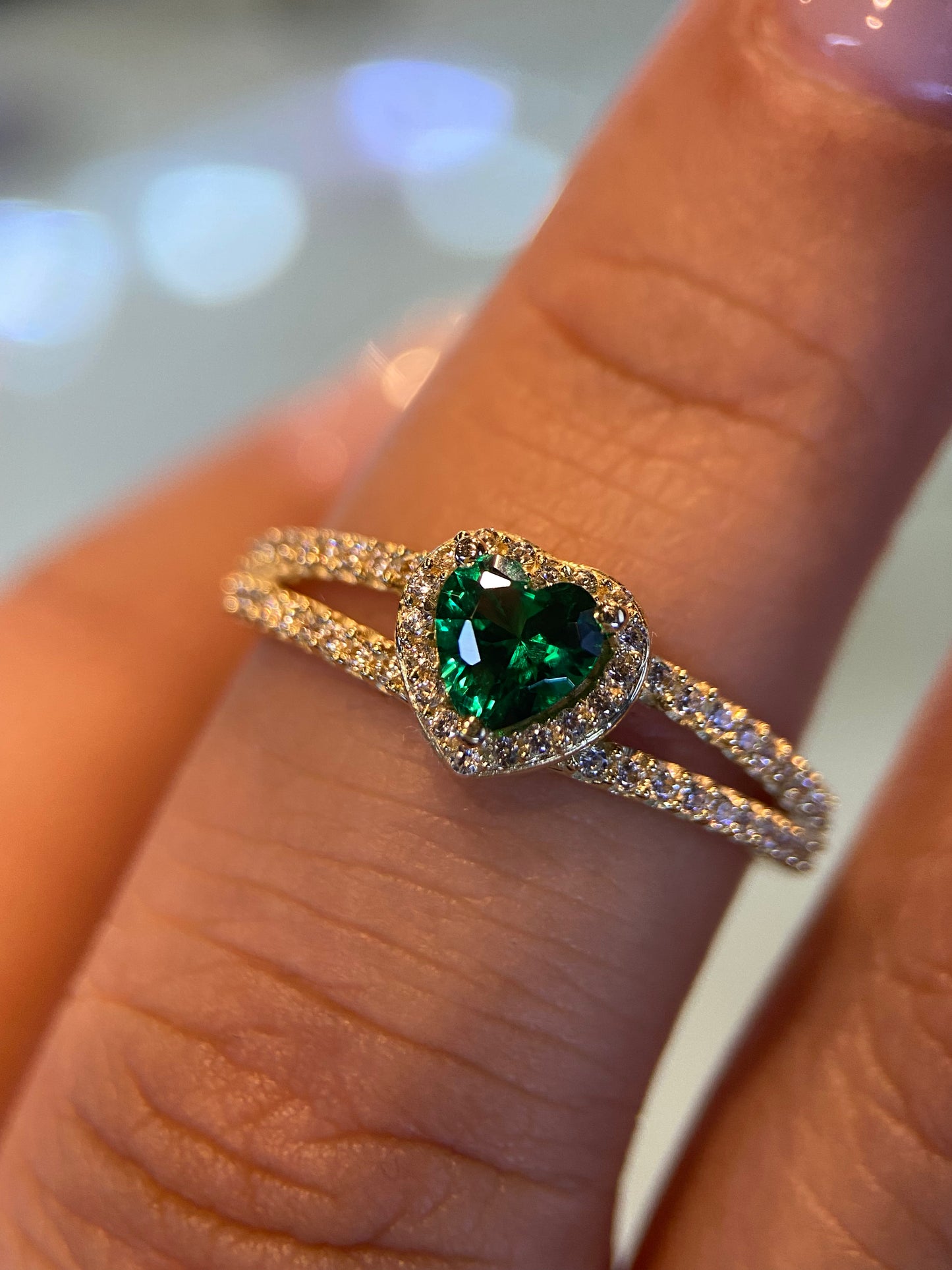 Anillo de compromiso en oro