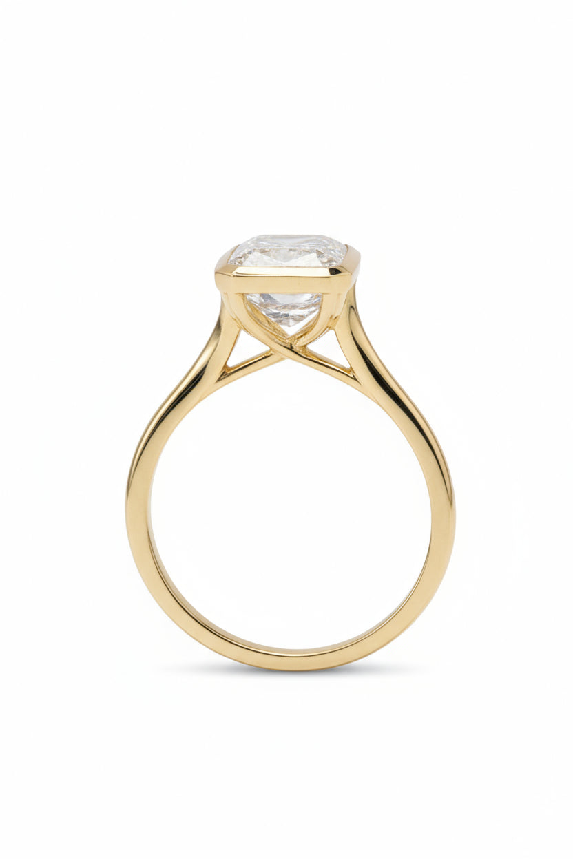 Anillo Anya en oro corte esmeralda 3.00 ct