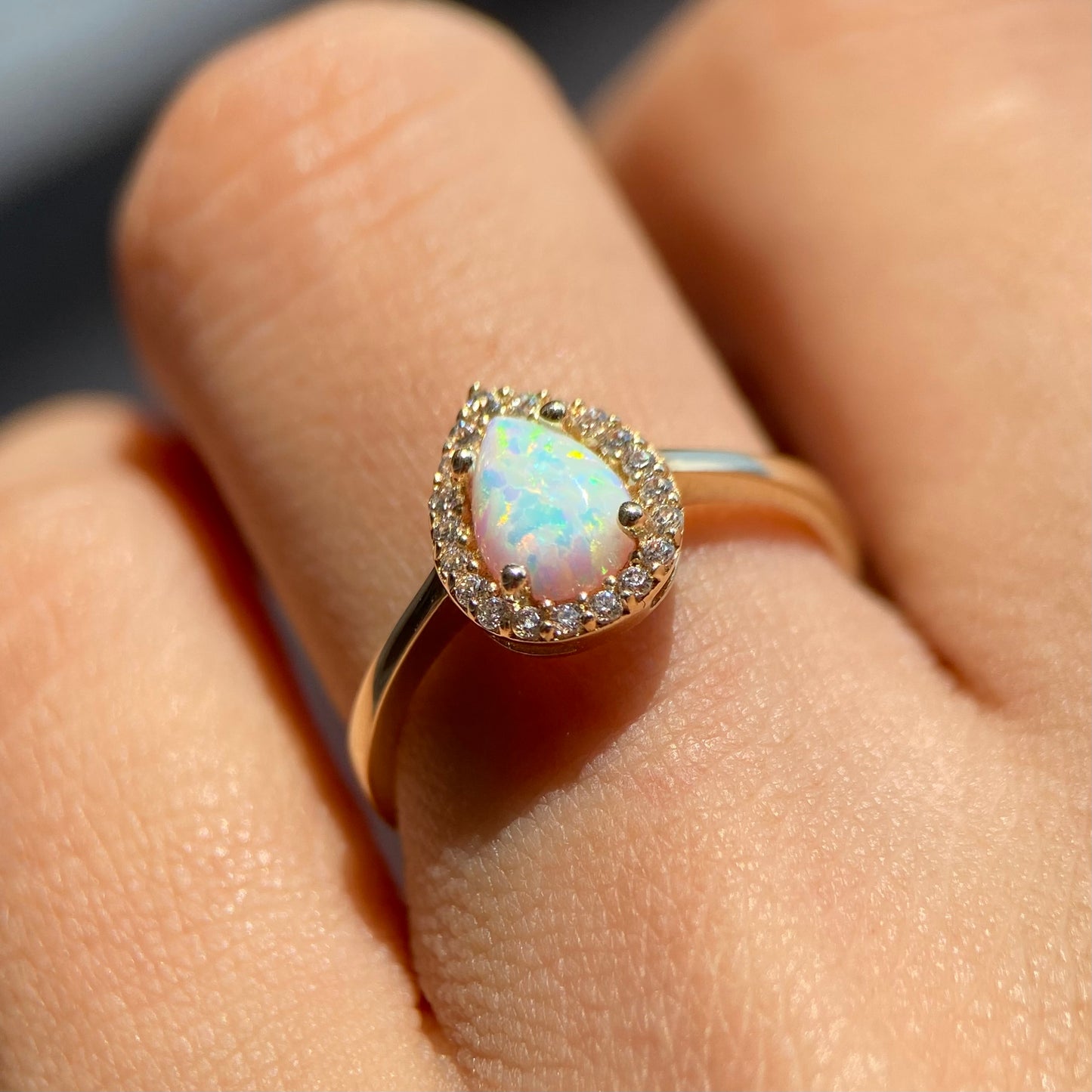 Anillo de compromiso en oro