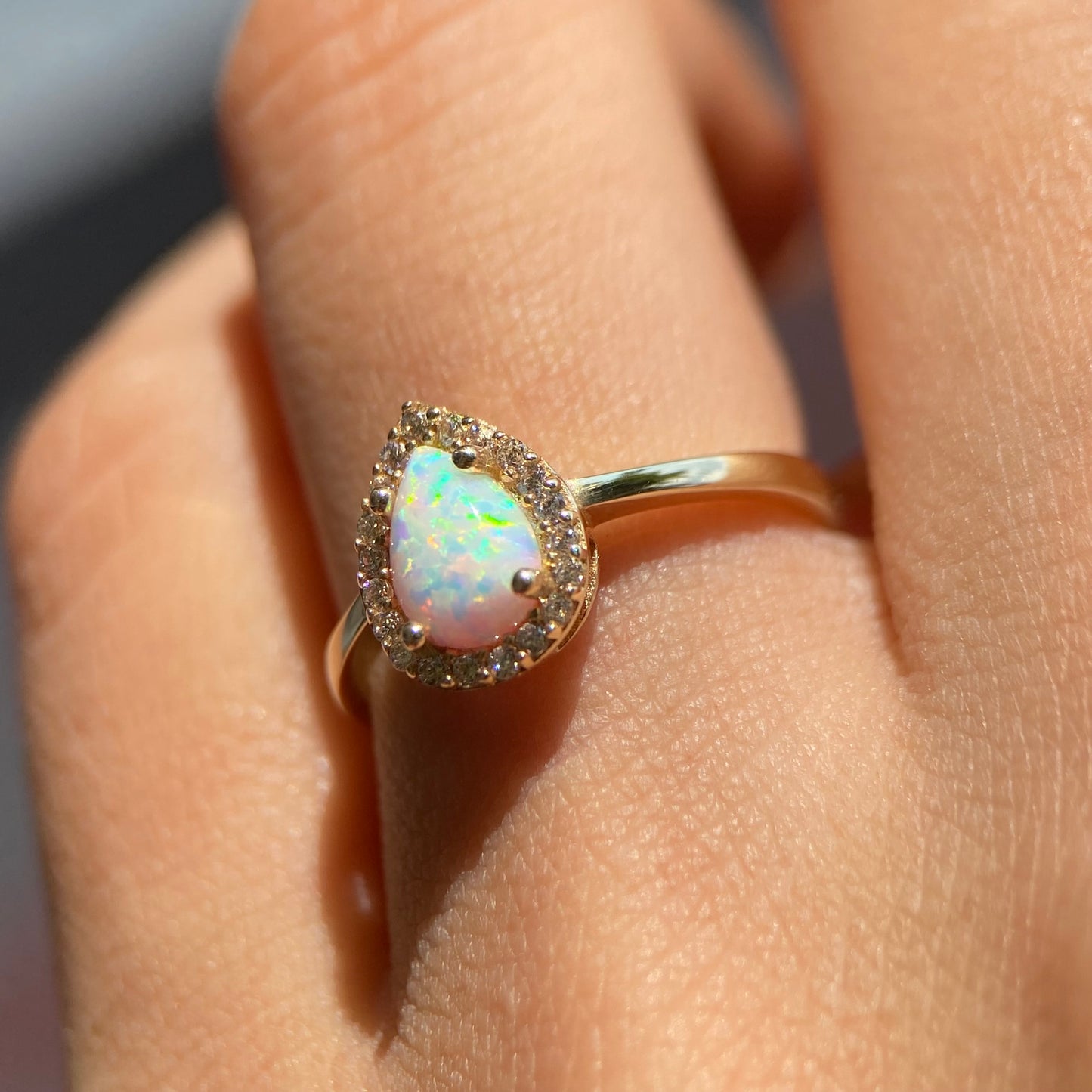 Anillo de compromiso en oro