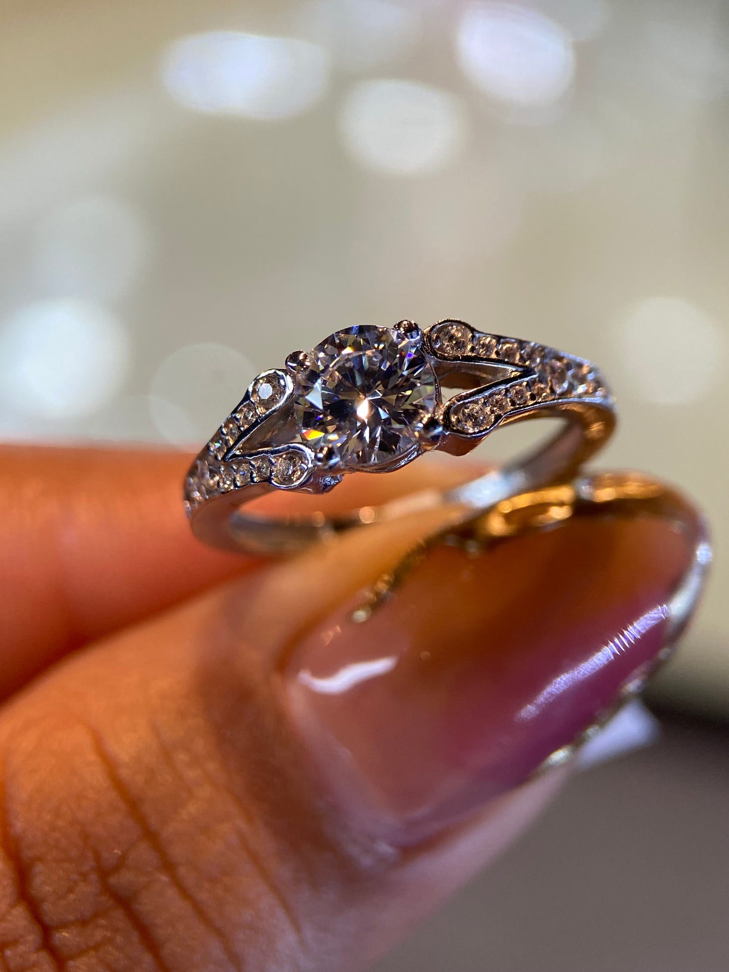 Anillo de compromiso en oro