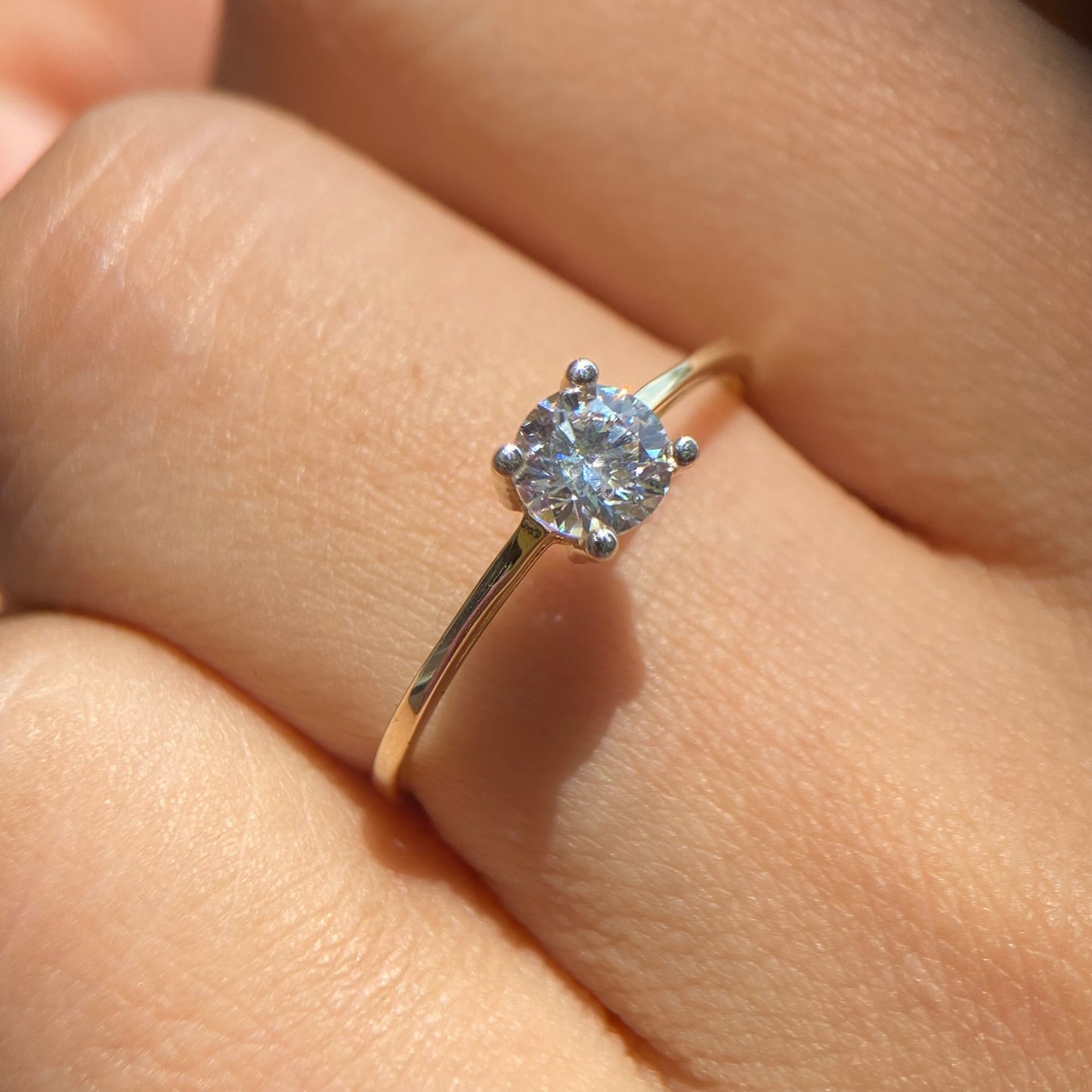 Anillo de compromiso en oro
