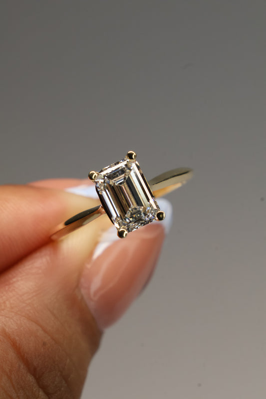 Anillo Andromeda en Oro Amarillo 14k con Diamante de Laboratorio 1.91 ct | IGI