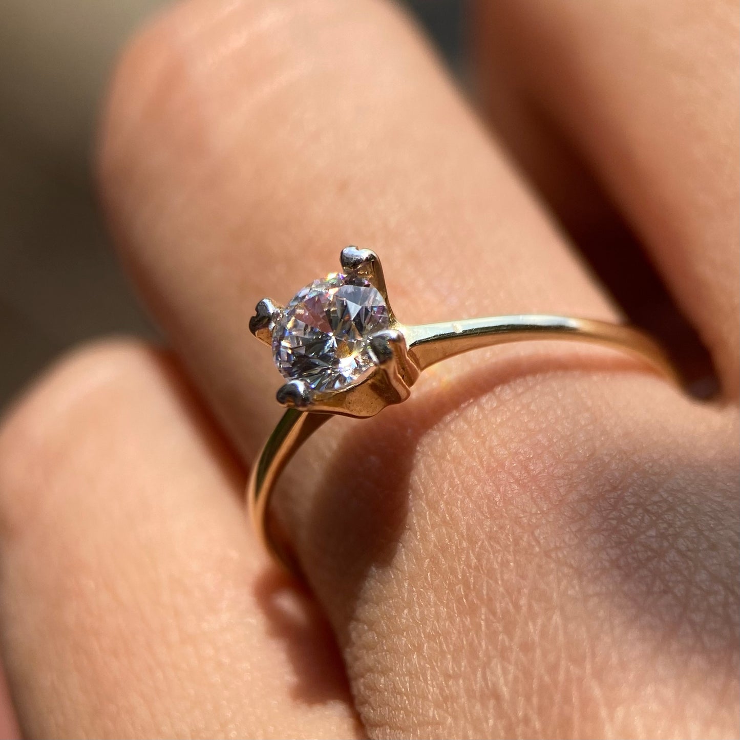 Anillo de compromiso en oro