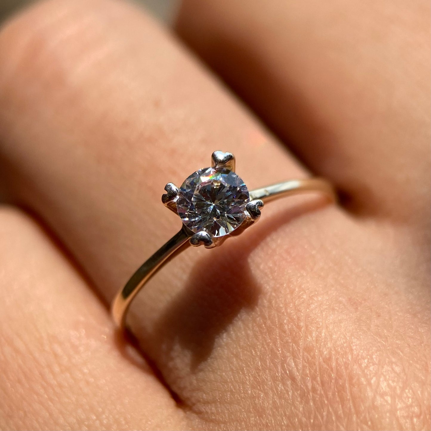 Anillo de compromiso en oro