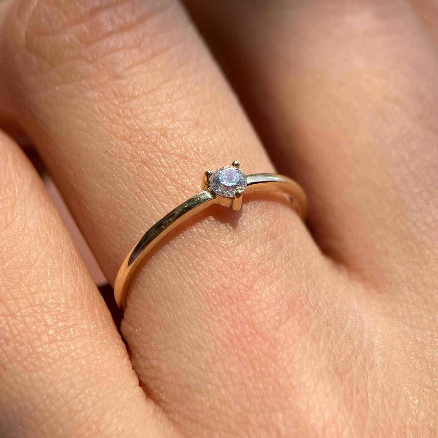 Anillo de compromiso en oro