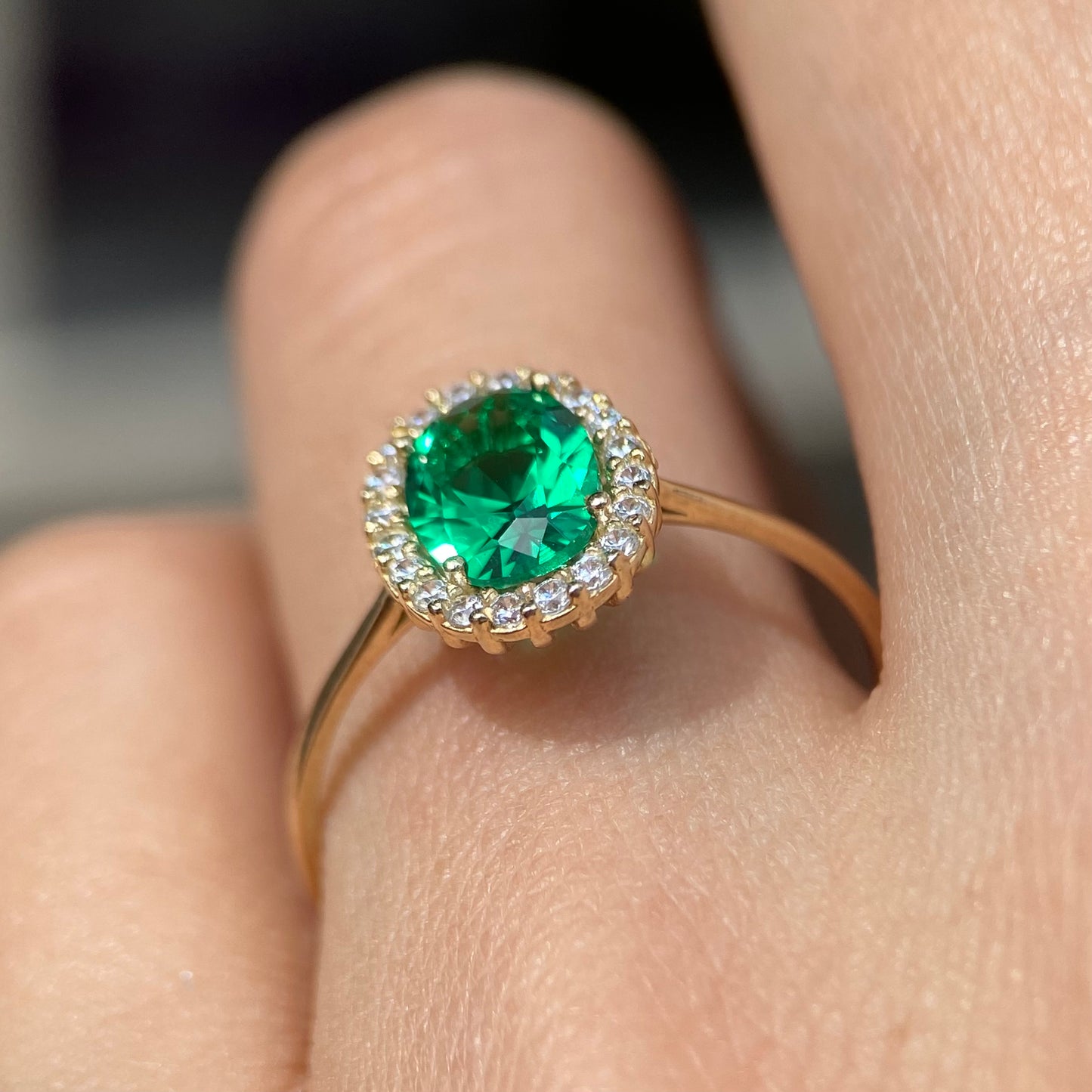 Anillo de compromiso en oro