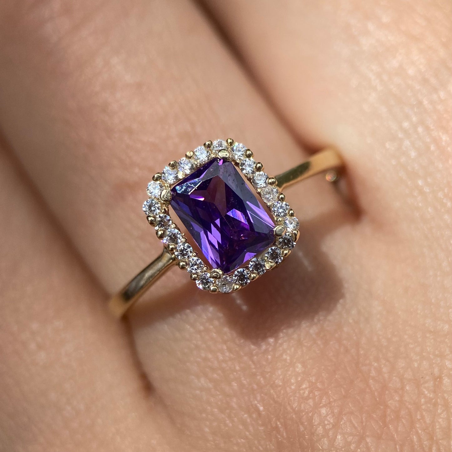 Anillo de compromiso en oro