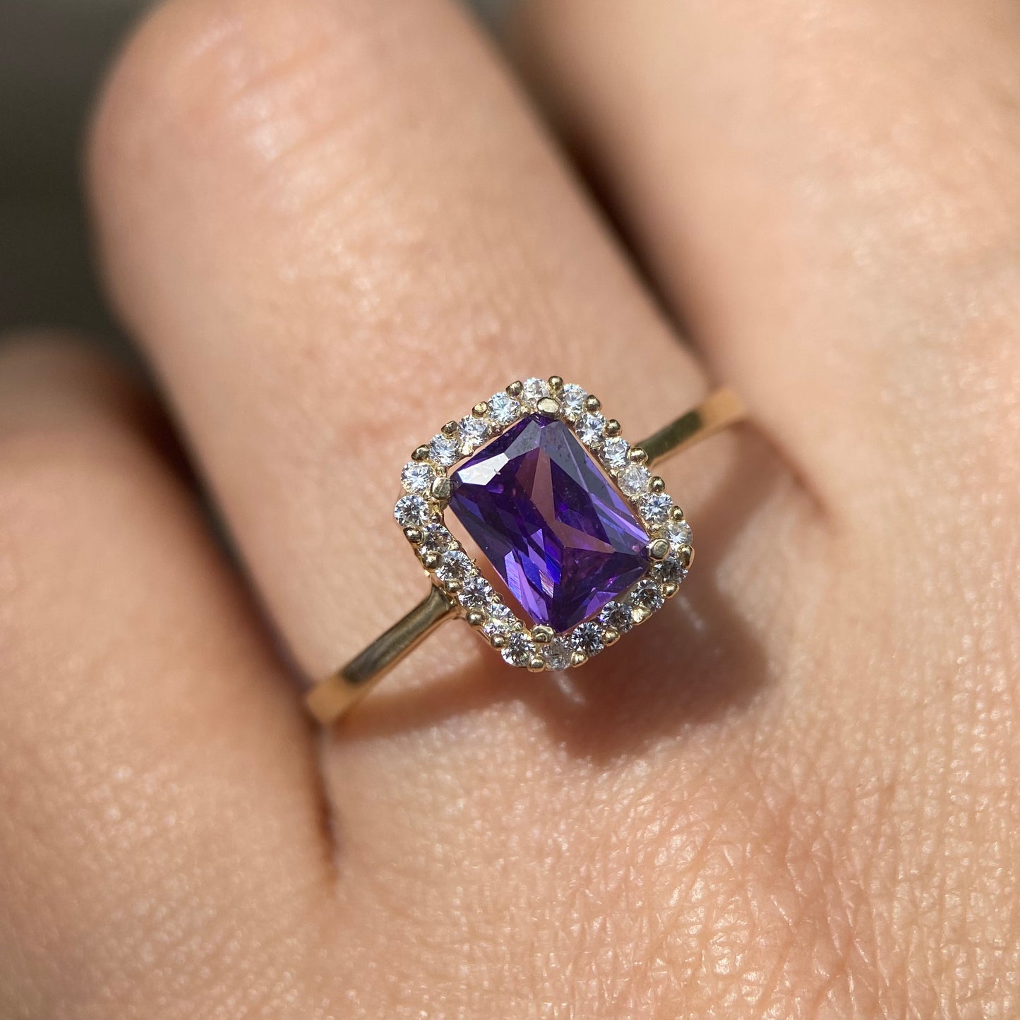 Anillo de compromiso en oro