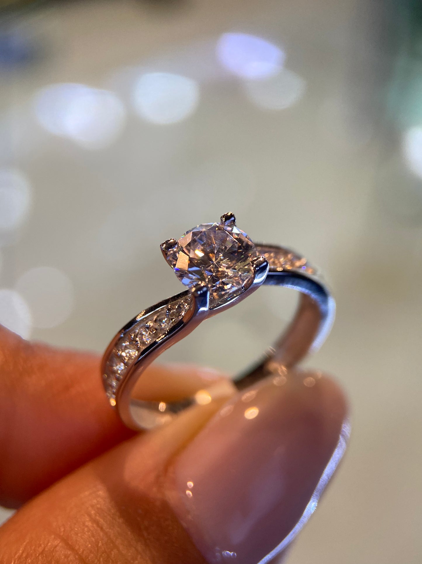 Anillo Magdalena en oro