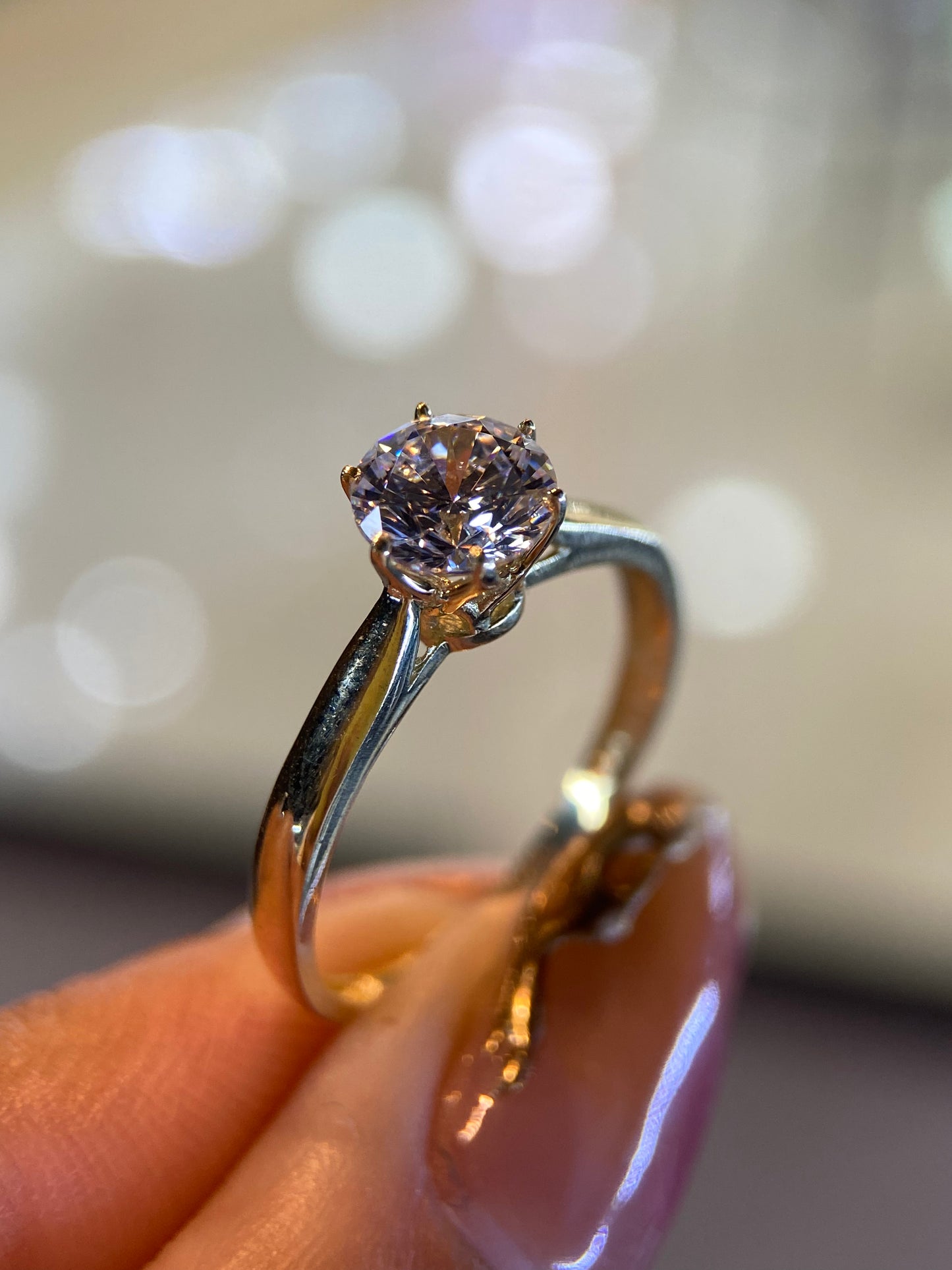 Anillo de compromiso en oro