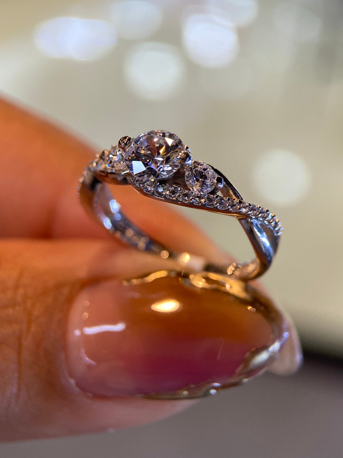 Anillo de compromiso en oro