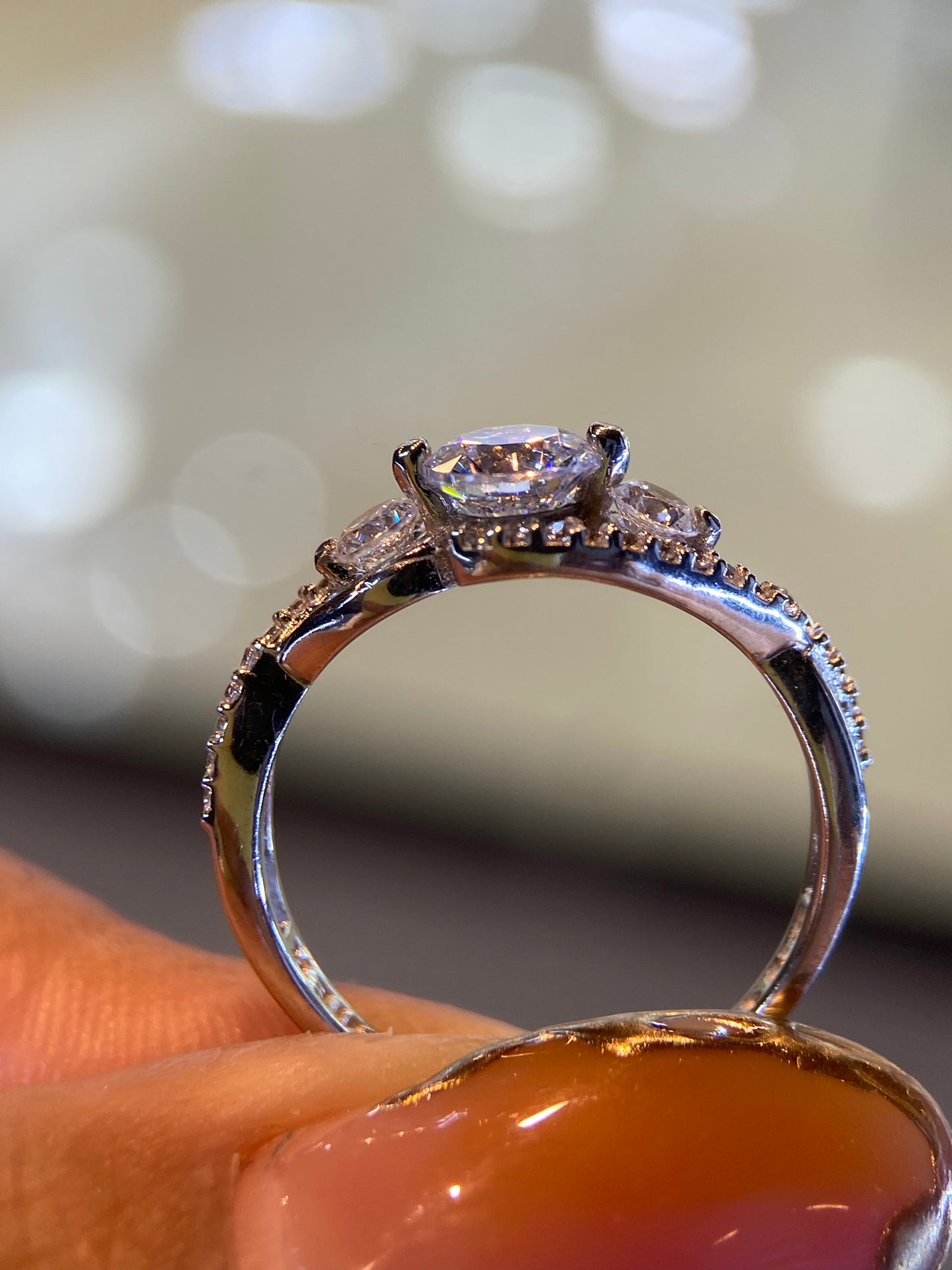 Anillo de compromiso en oro