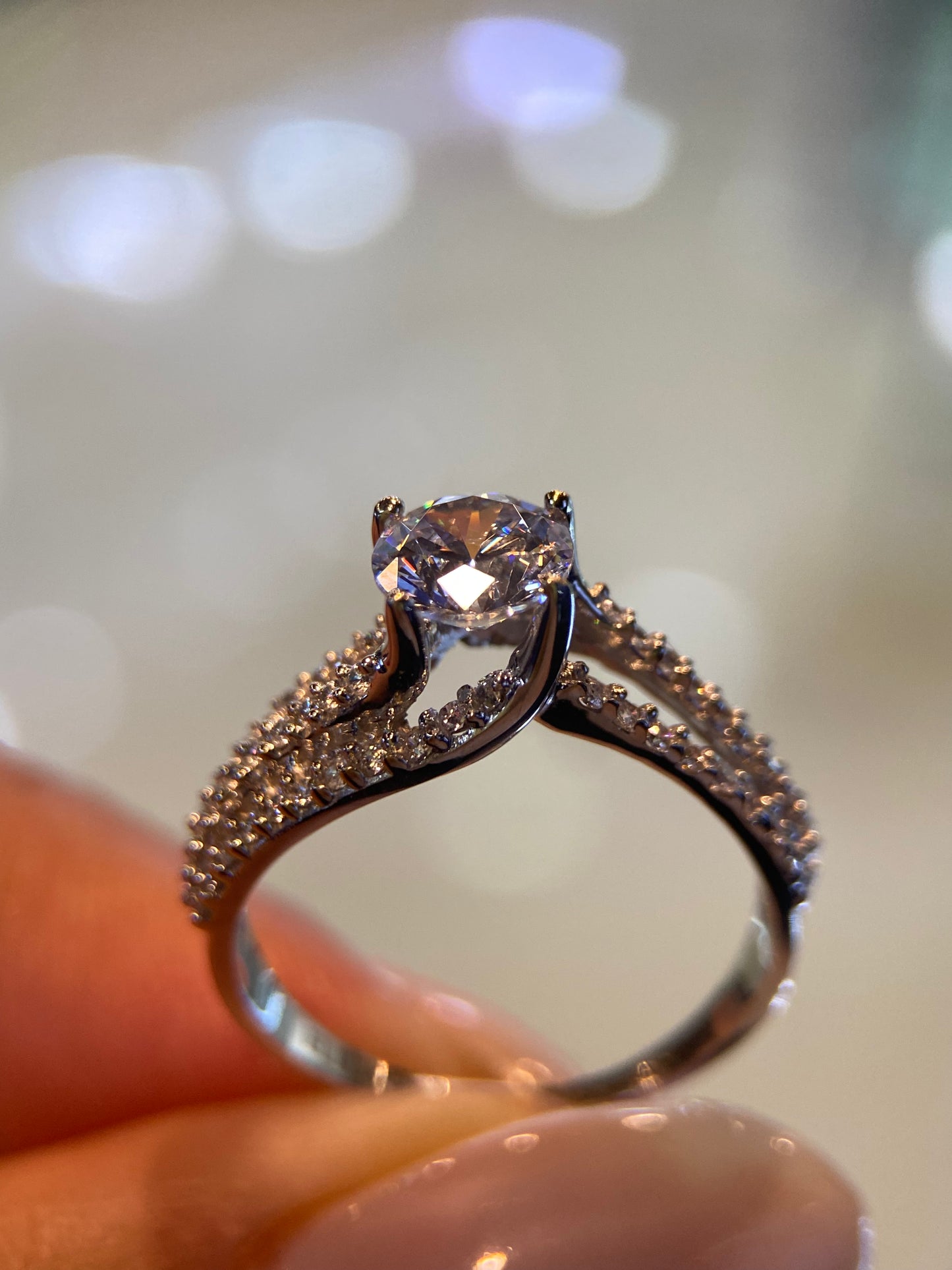 Anillo de compromiso en oro