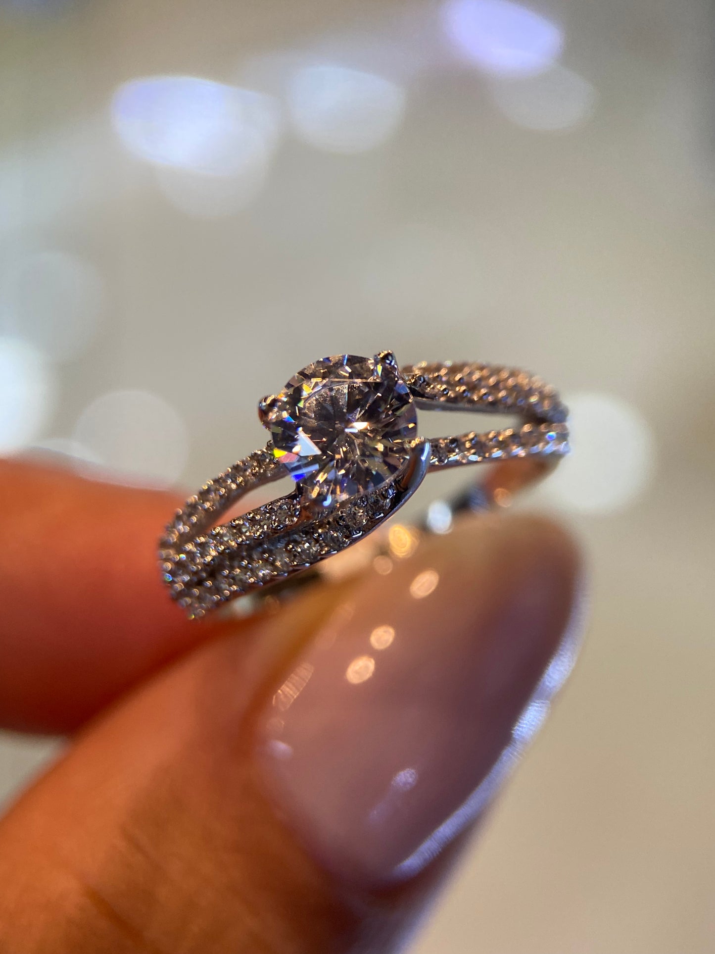 Anillo de compromiso en oro