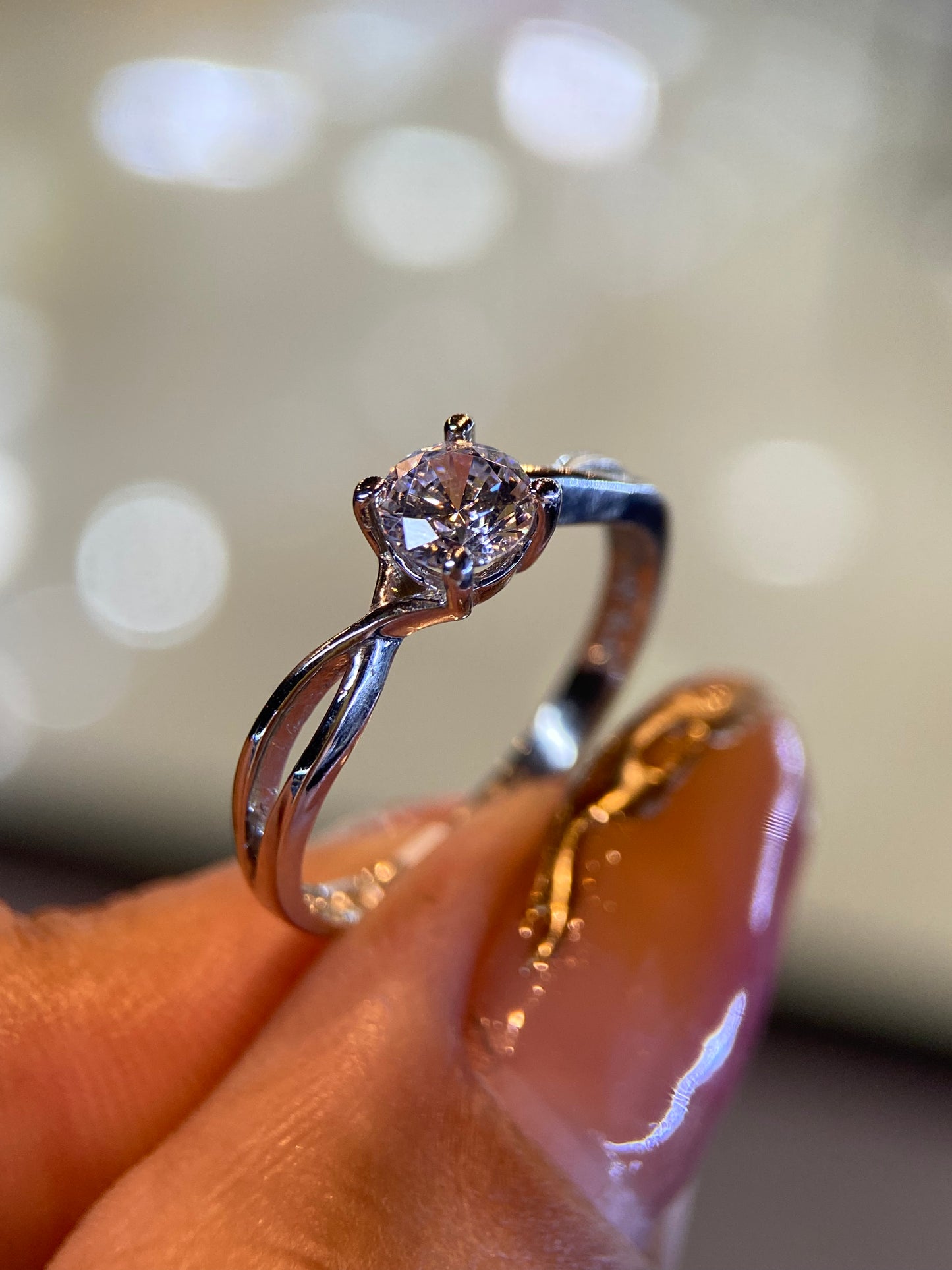 Anillo de compromiso en oro