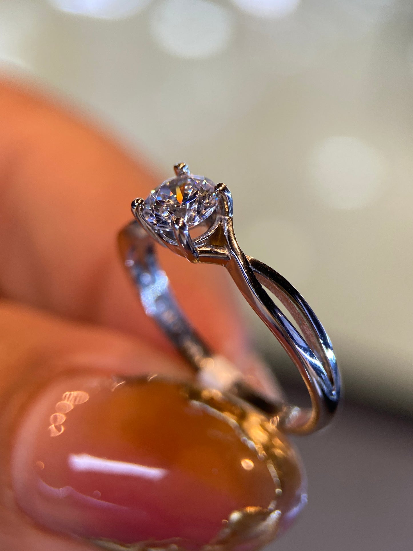Anillo de compromiso en oro