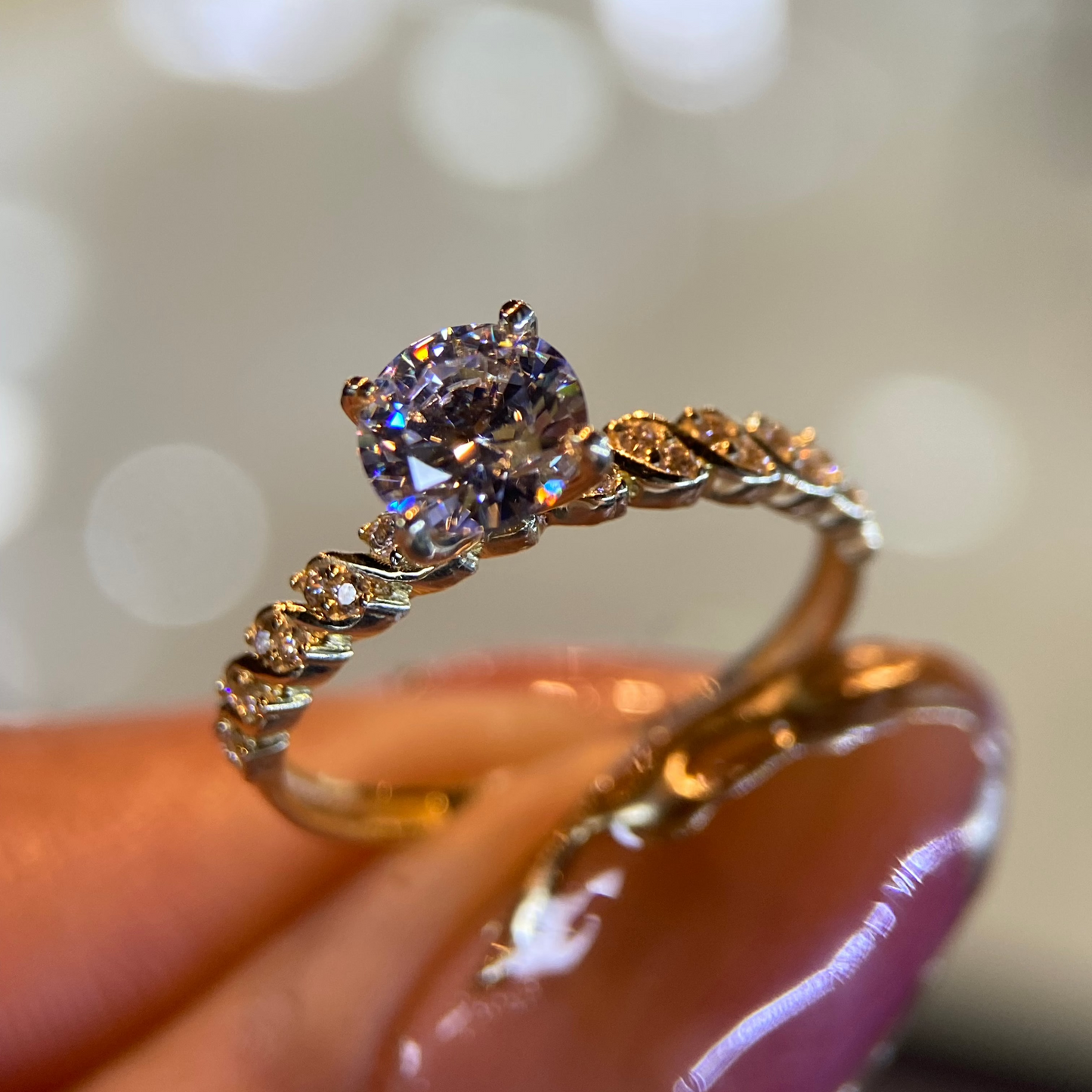 Anillo de compromiso en oro