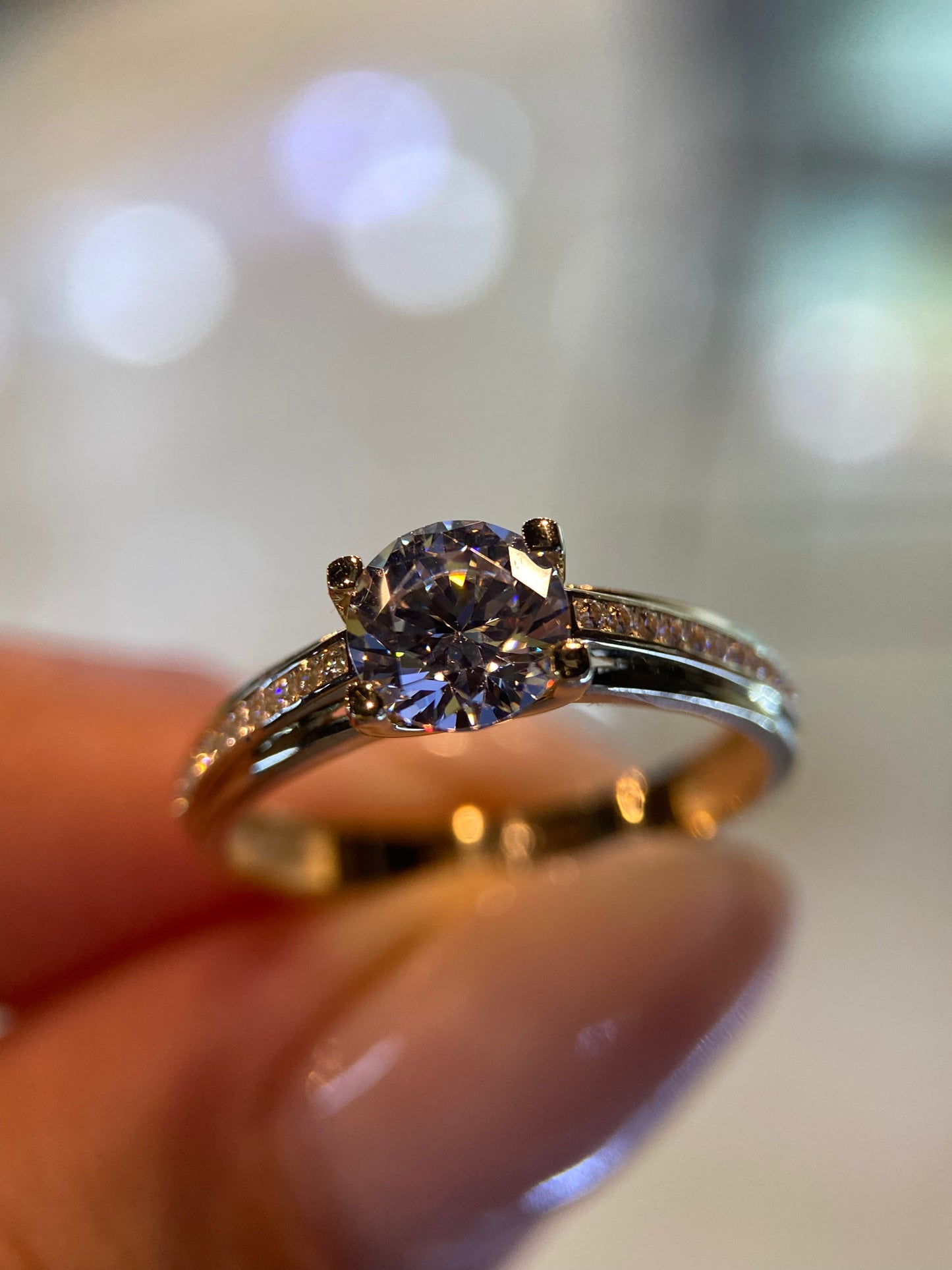 Anillo Ginevra en oro